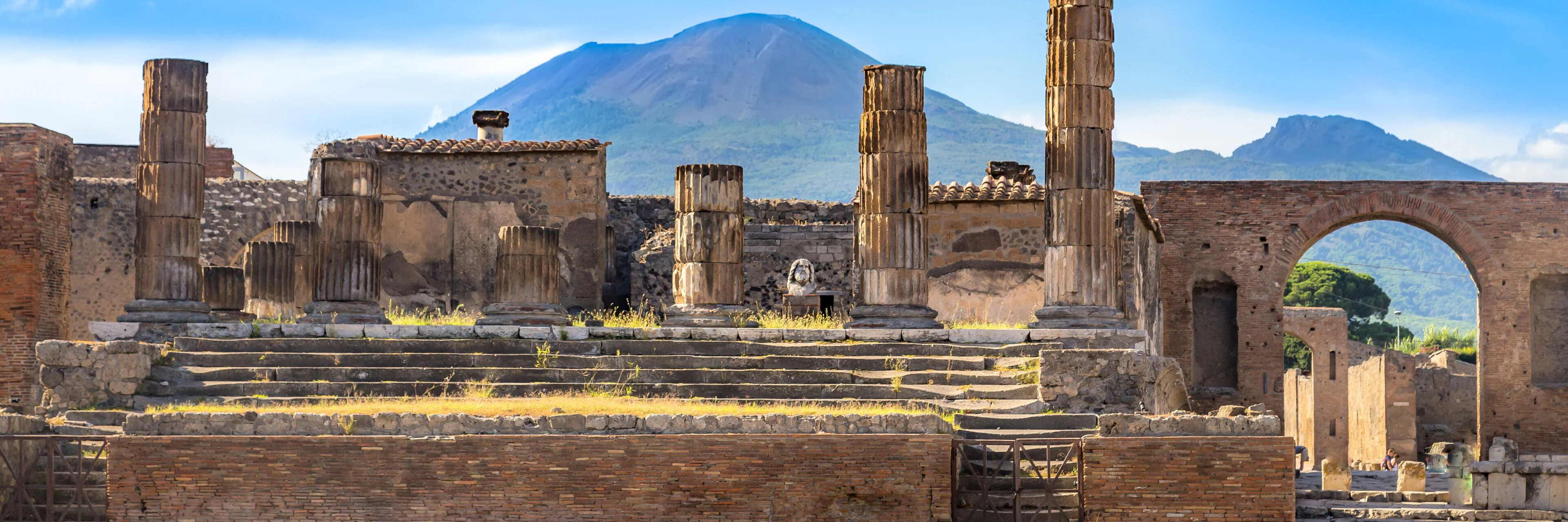 Pompeii walking tour photo 2