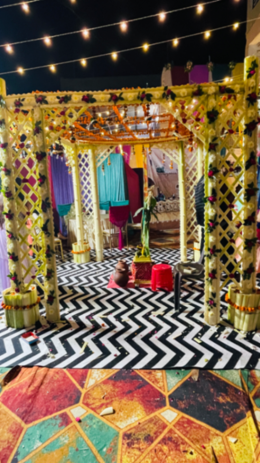 Vrandavan flower decoration  gallery image