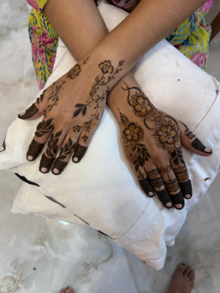 Mehandi by Aleena gallery image