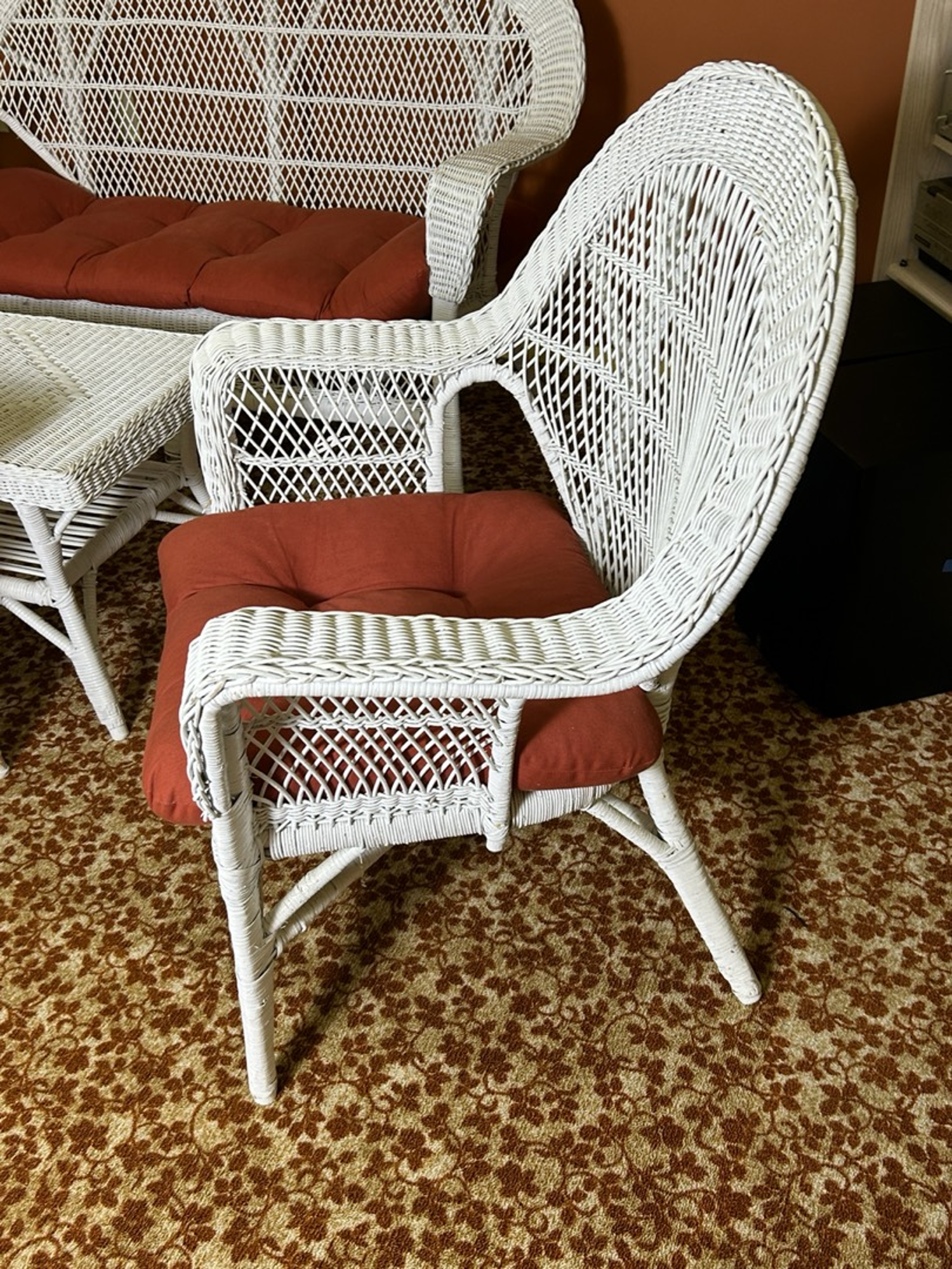 Free Delivery - White Painted Wicker Vintage Outdoor Seating Set, Sofa / Settee, Chairs, Tables  Image #2 | Ivy Store