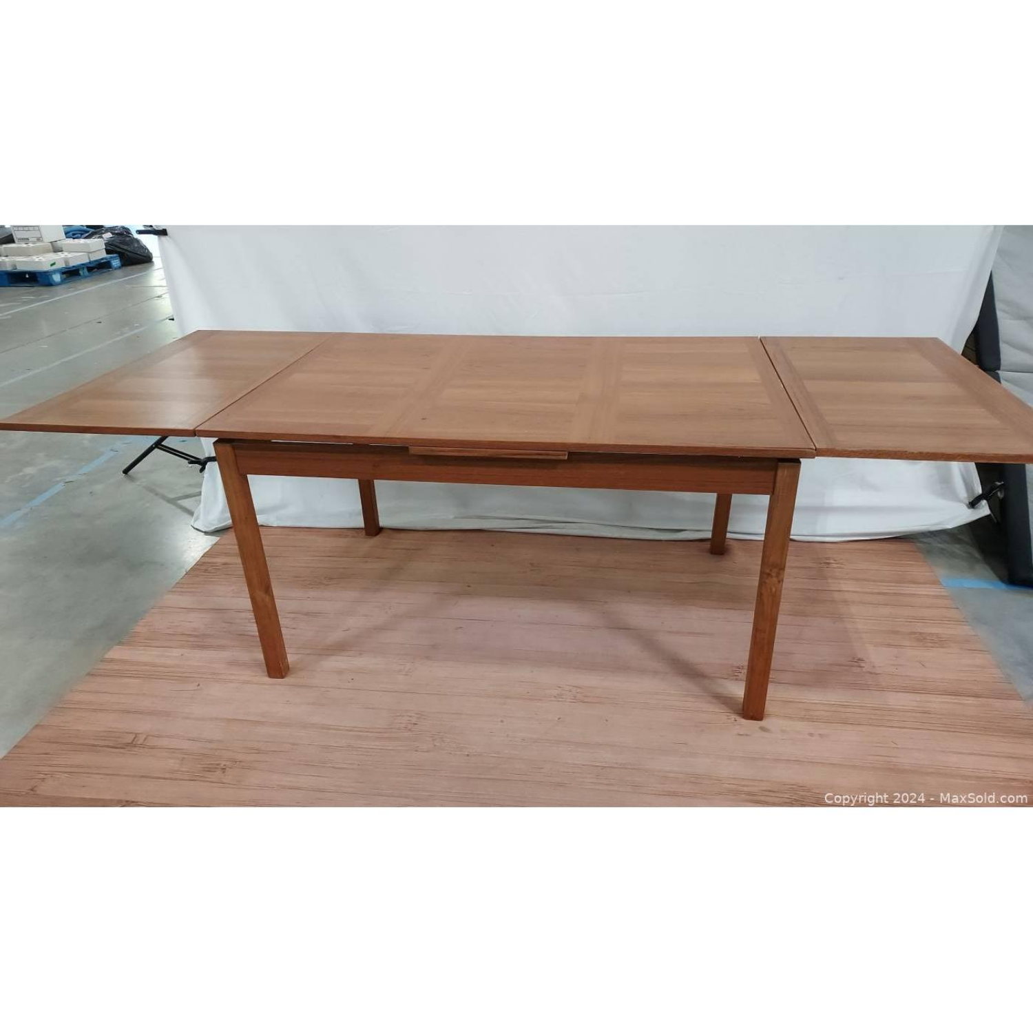 Free Delivery - MCM Mid Century Modern Vejle Stole Draw-Leaf Danish Rosewood Dining Table Image #1 | Ivy Store