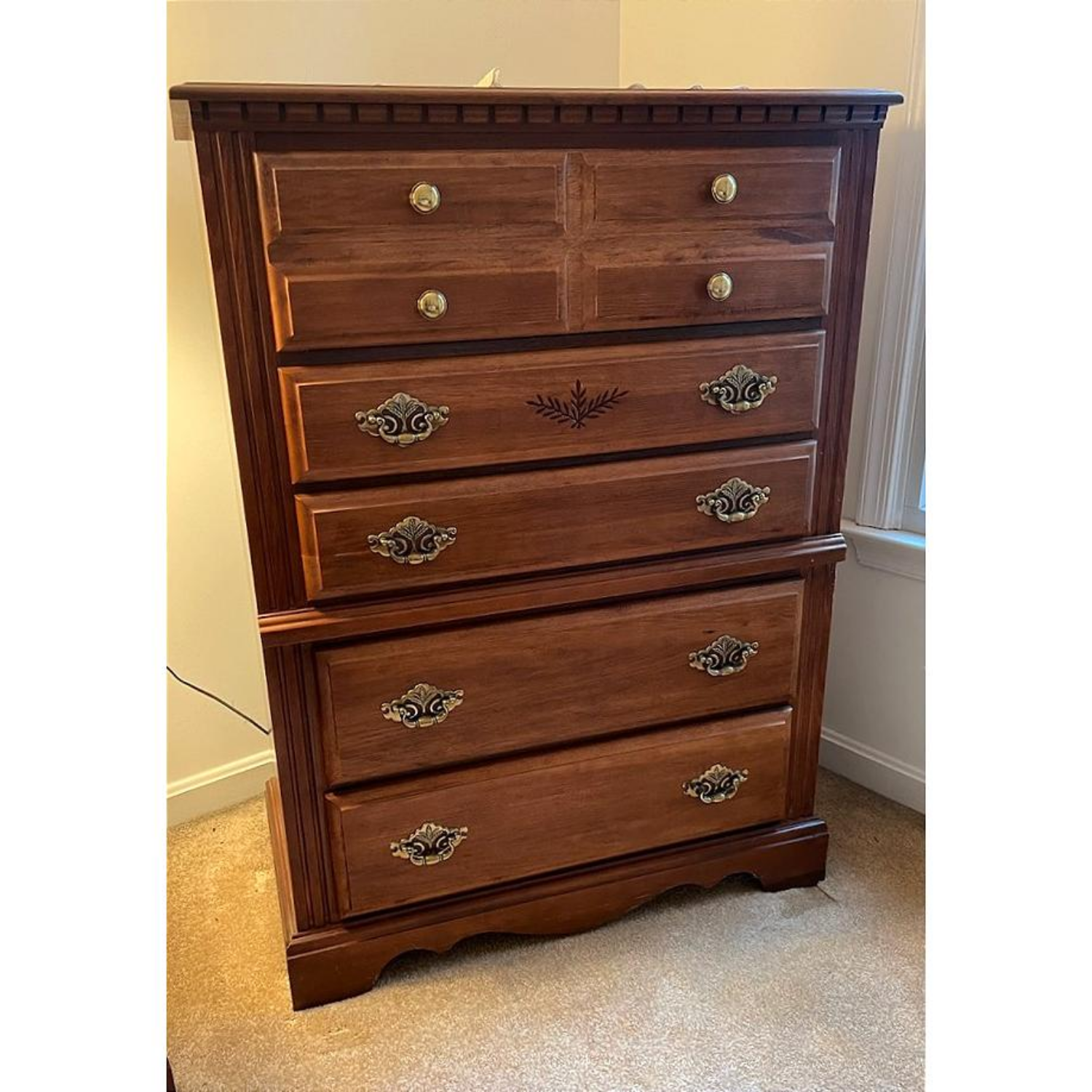 Free Delivery - Broyhill Tall And Low Dresser With Mirror Image #2 | Ivy Store