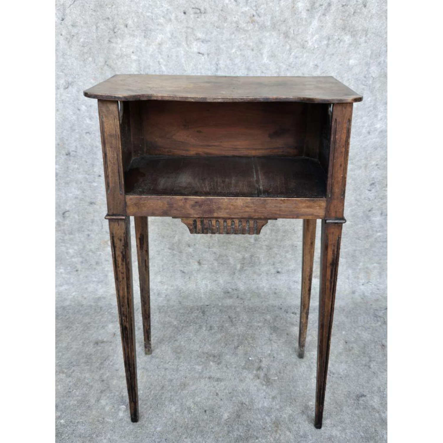Free Delivery - Antique Wood Side Table Image #2 | Ivy Store
