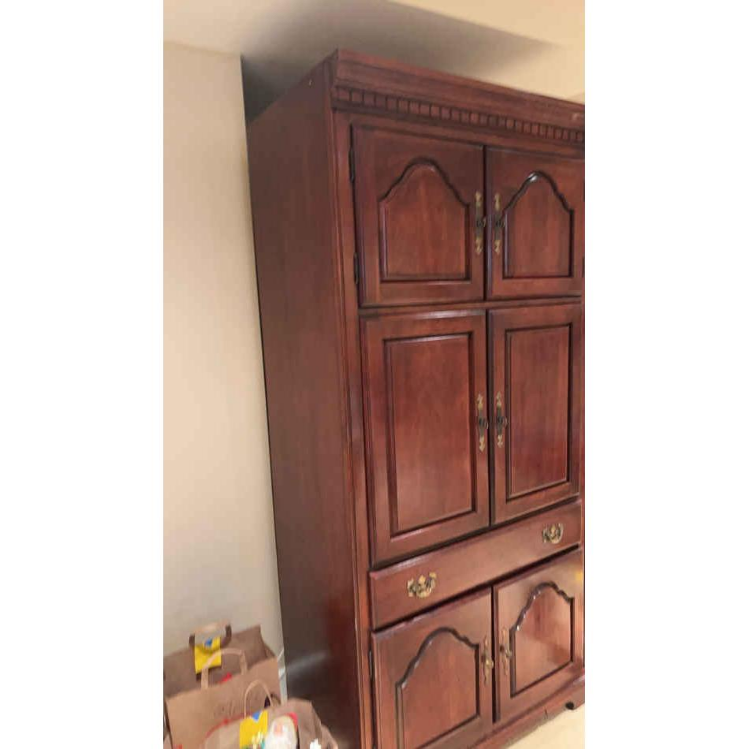 Free Delivery - Entertainment Center Image #2 | Ivy Store