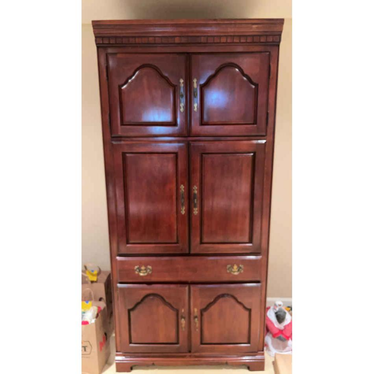 Free Delivery - Entertainment Center Image #1 | Ivy Store