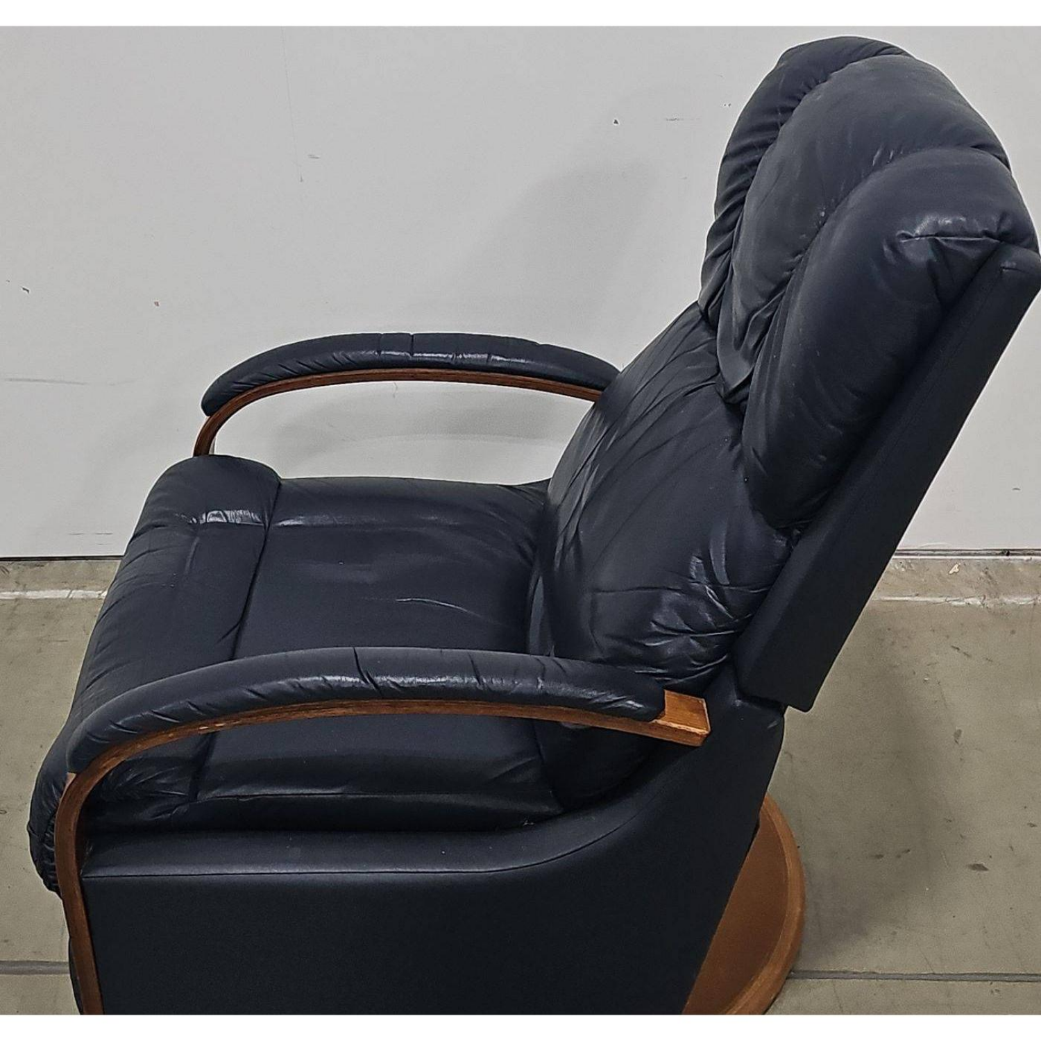 Free Delivery - Leather Recliner Chair with Wood Accents  Image #2 | Ivy Store
