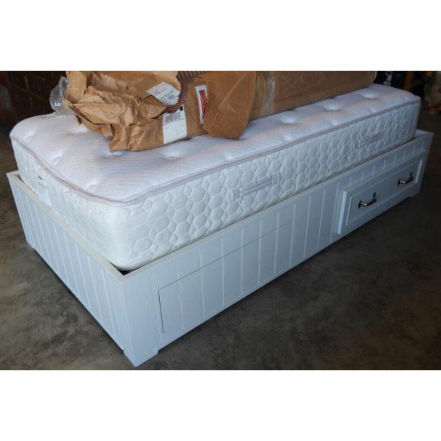 Free Delivery - Twin White Wash Finish Platform Bed with Storage Drawers Image #1 | Ivy Store