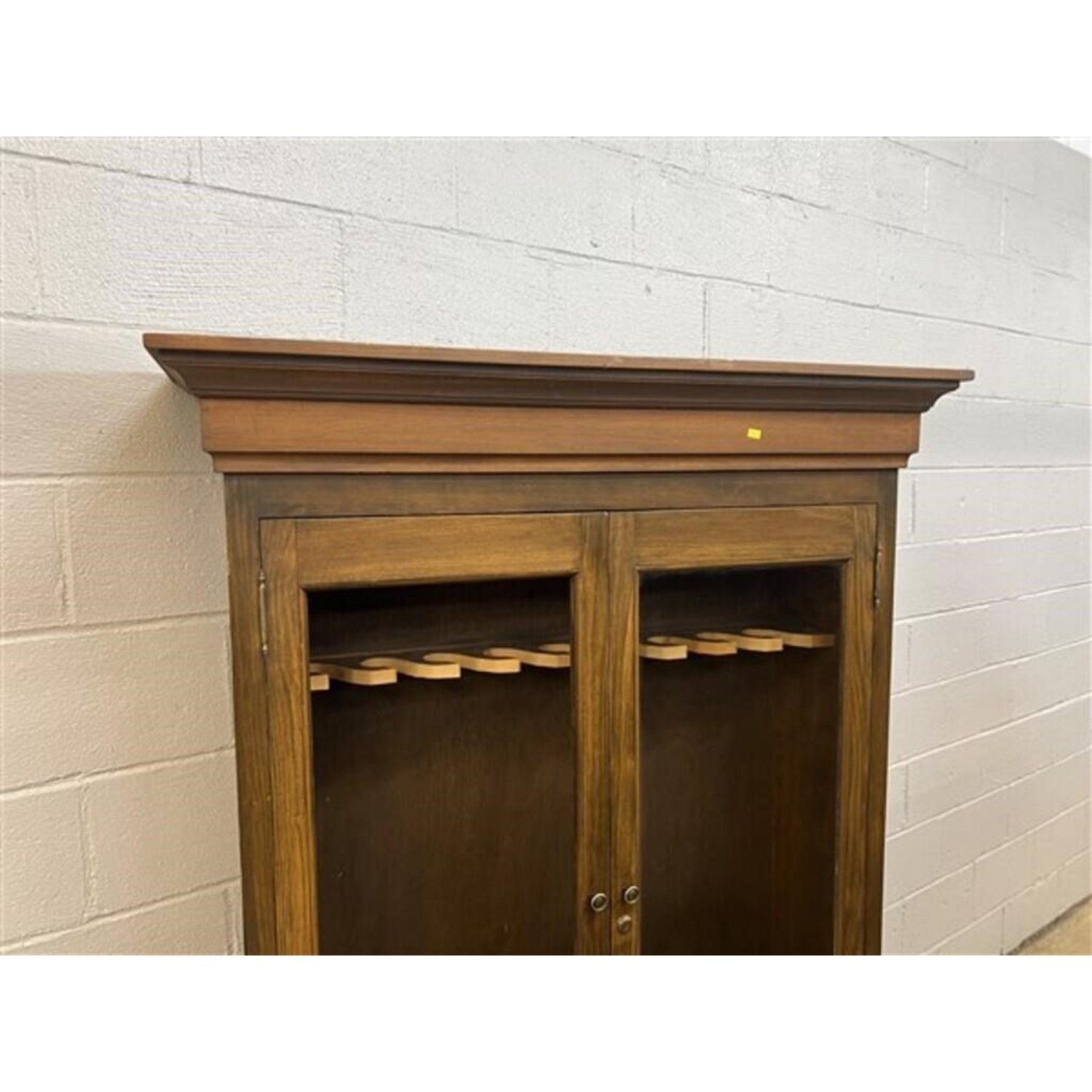 Free Delivery - Vintage Pine 9-Gun Cabinet Gun Storage Display Storage Armoire Image #2 | Ivy Store