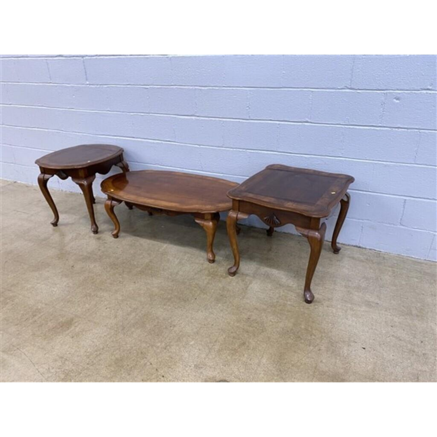 Free Delivery - Vintage Coffee Table Set – Antique End Table and Centerpieces – MCM Mid Century Modern Style – Living Room Furniture Image #2 | Ivy Store