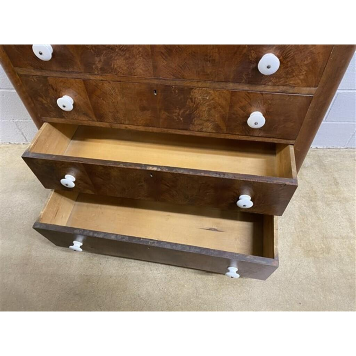 Free Delivery - Antique 4-Drawer Dresser with Mirror Vintage Chest of Drawers image | Ivy Store