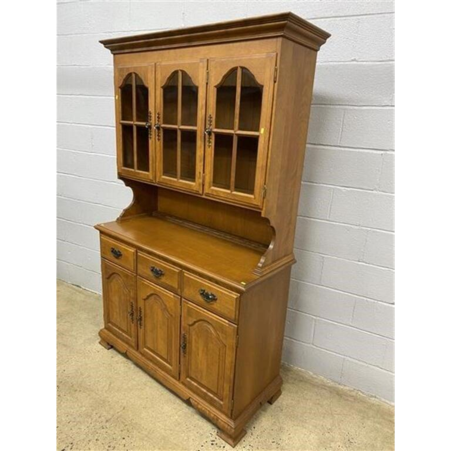 Free Delivery - Vintage Maple Two Piece Hutch Cabinet Storage Display Image #2 | Ivy Store