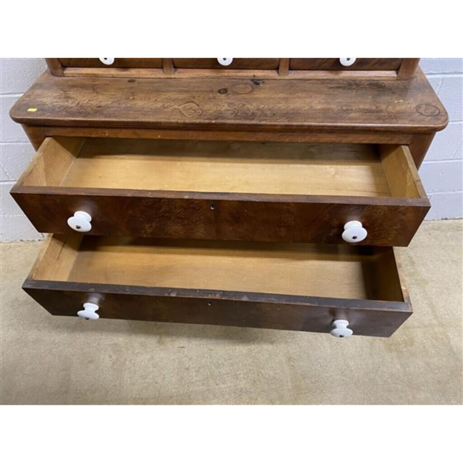 Free Delivery - Antique 4-Drawer Dresser with Mirror Vintage Chest of Drawers image | Ivy Store
