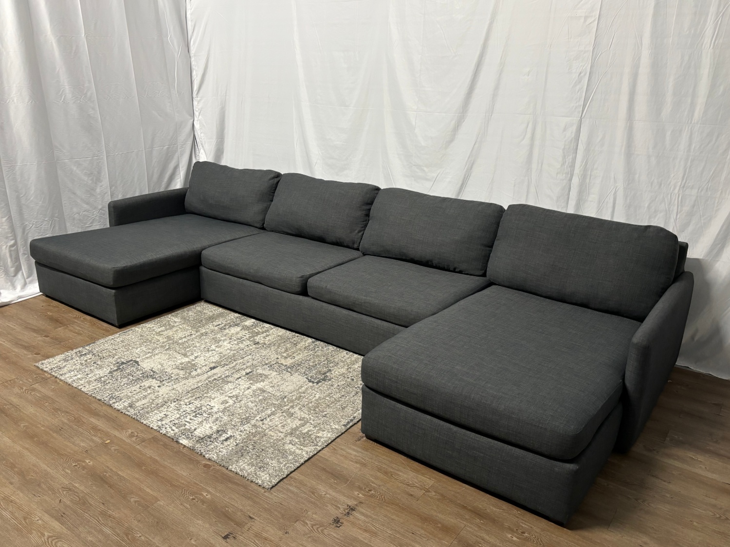 American Signature Gray Sectional Sofa DELIVERY INCLUDED 🚚 Image #1 | Ivy Store