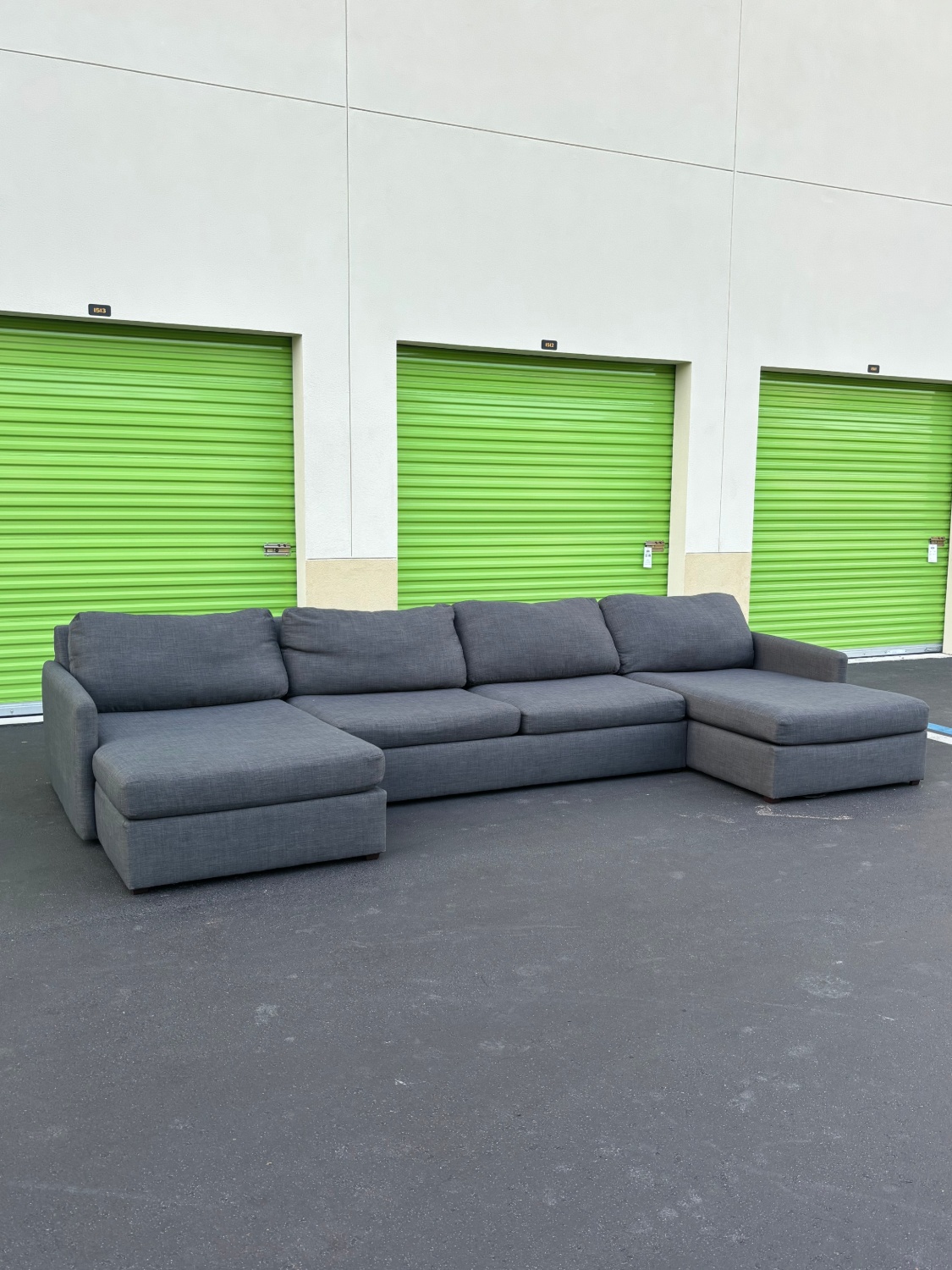 American Signature Sectional Sofa Image #1 | Ivy Store