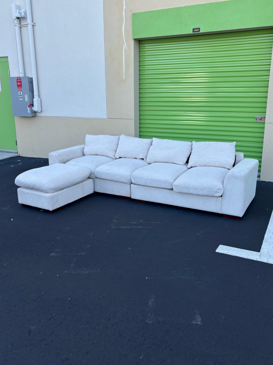 Cream Cloud Couch Sectional With Ottoman Image #1 | Ivy Store
