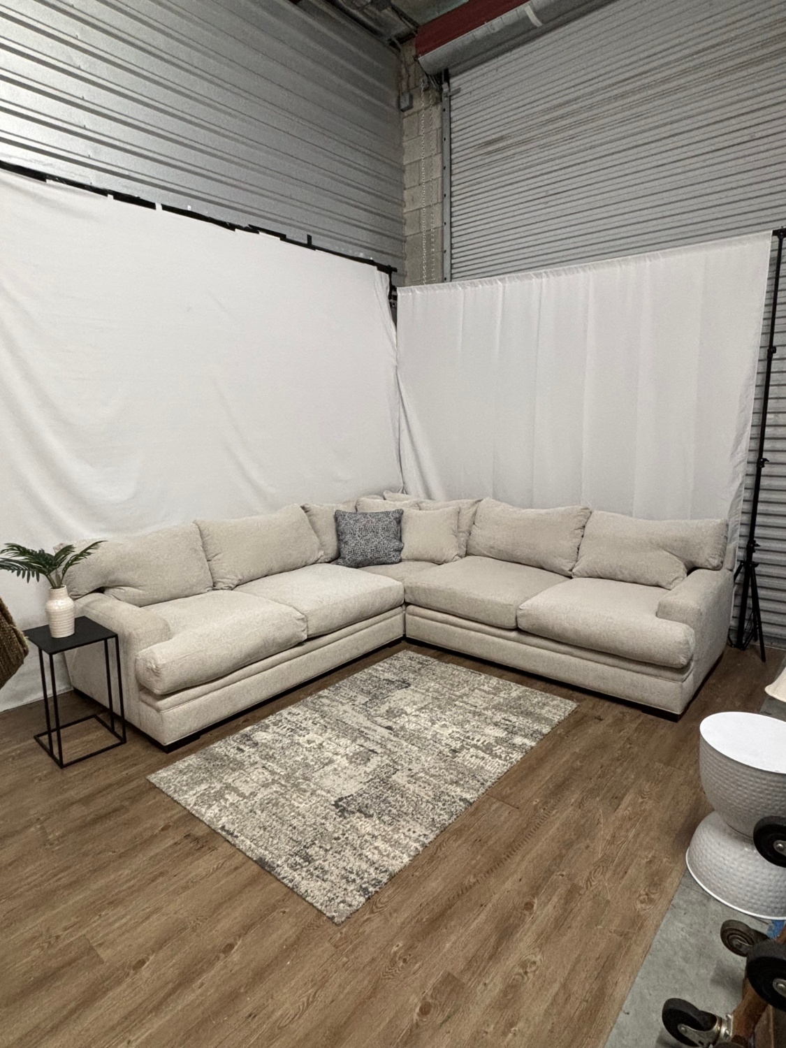 Cindy Crawford White L Sectional Couch image | Ivy Store