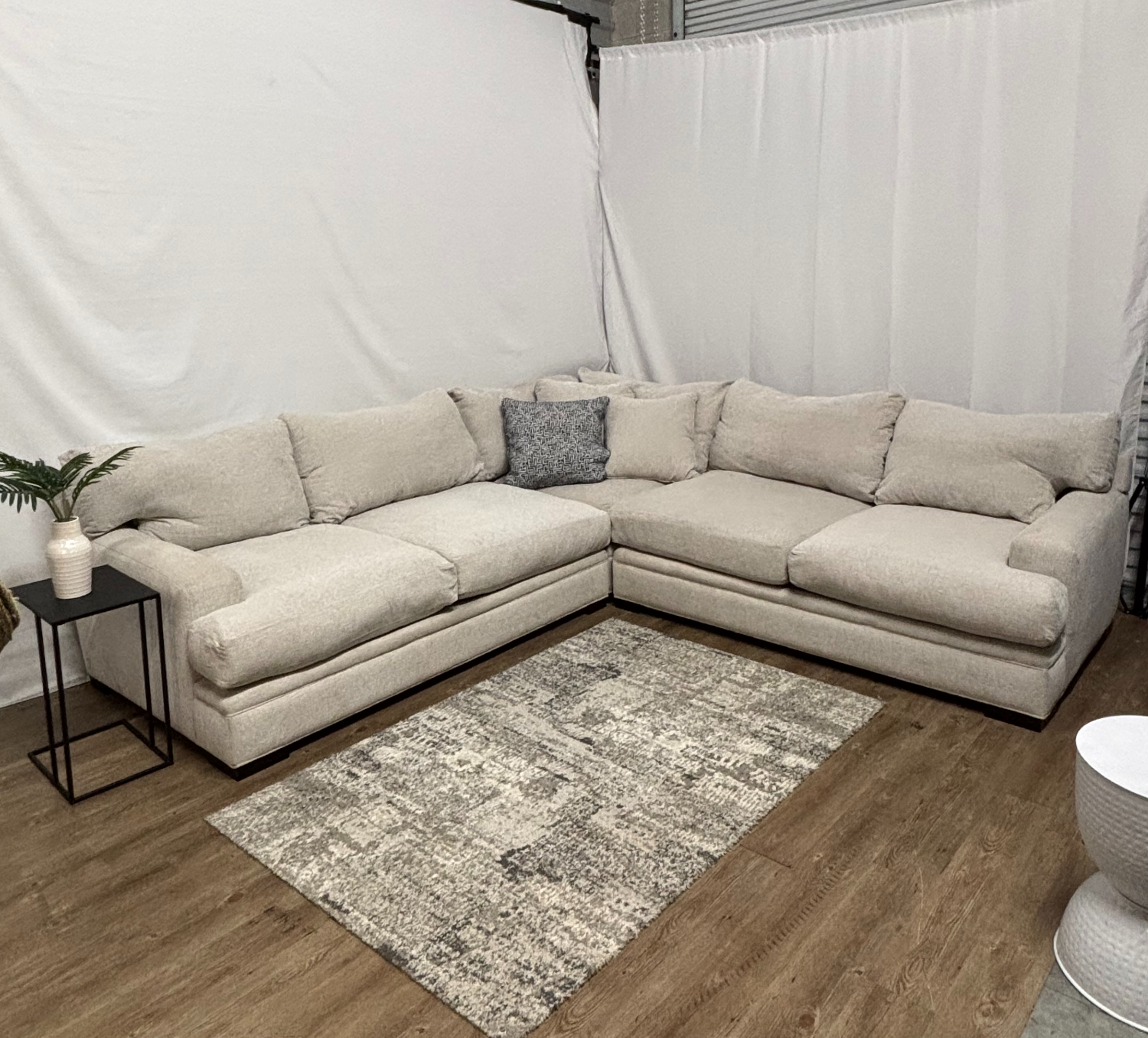 Cindy Crawford White L Sectional Couch image | Ivy Store