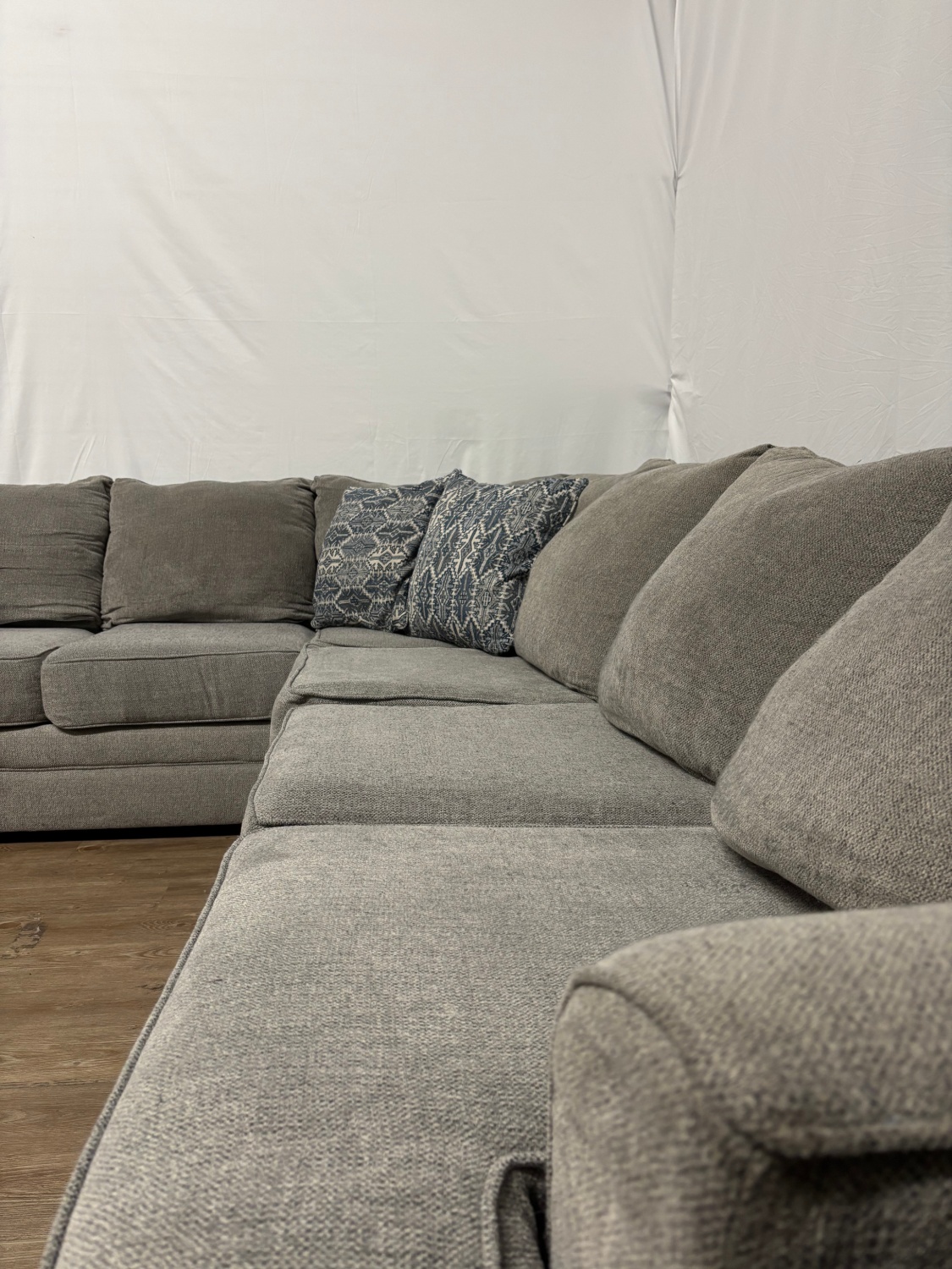 Grey L Sectional Sofa Image #2 | Ivy Store