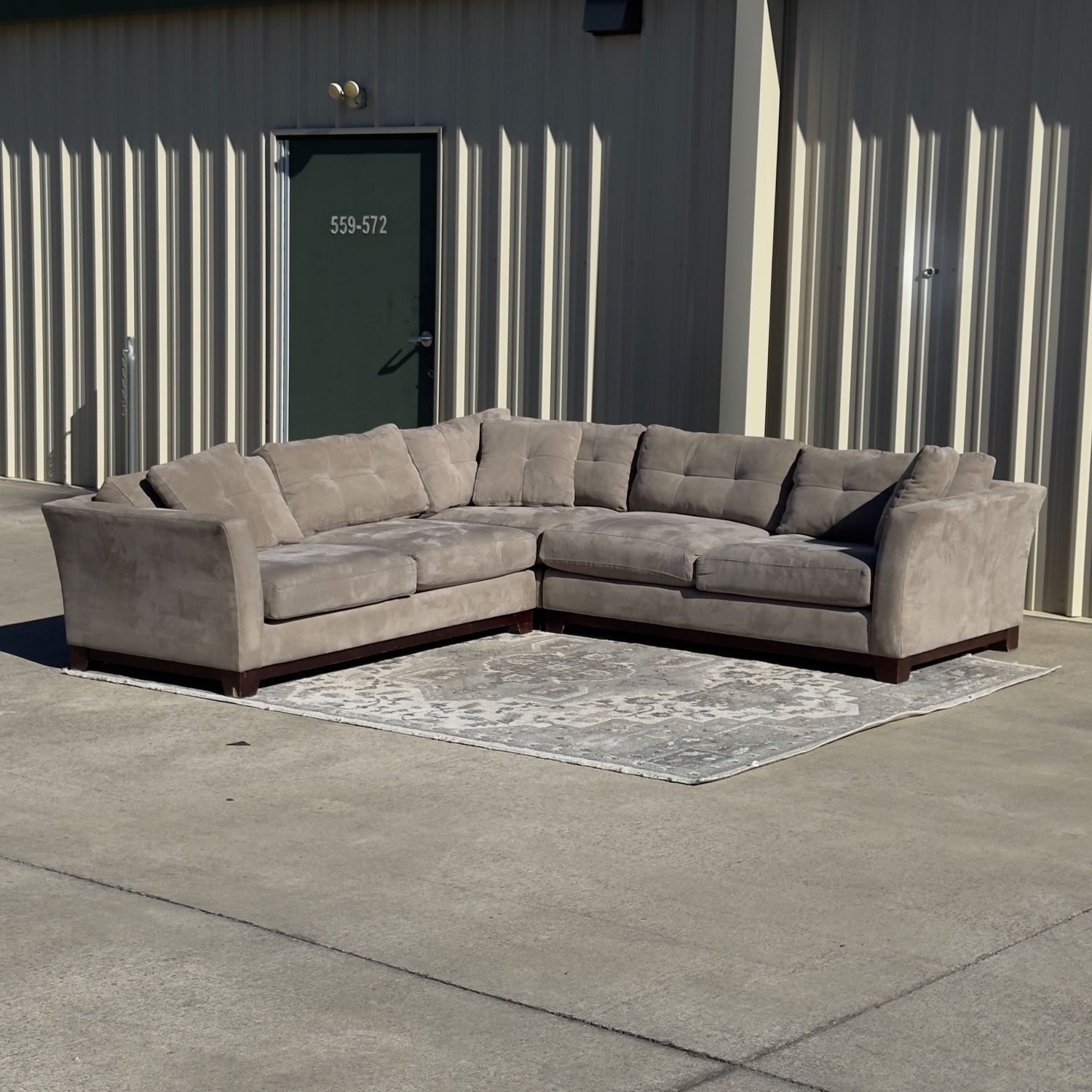 🛋️ 3 Piece Sectional Sofa 🚛 Delivery Available Image #1 | Ivy Store