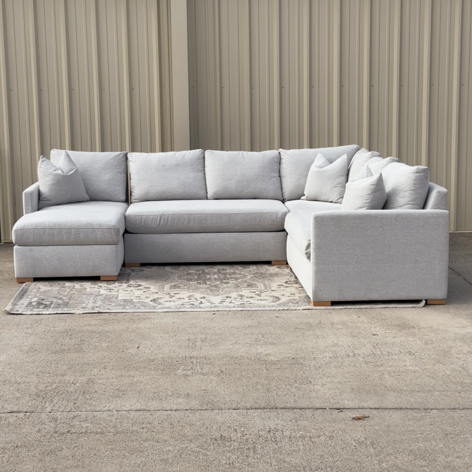 Interior Define Sectional Couch Image #2 | Ivy Store