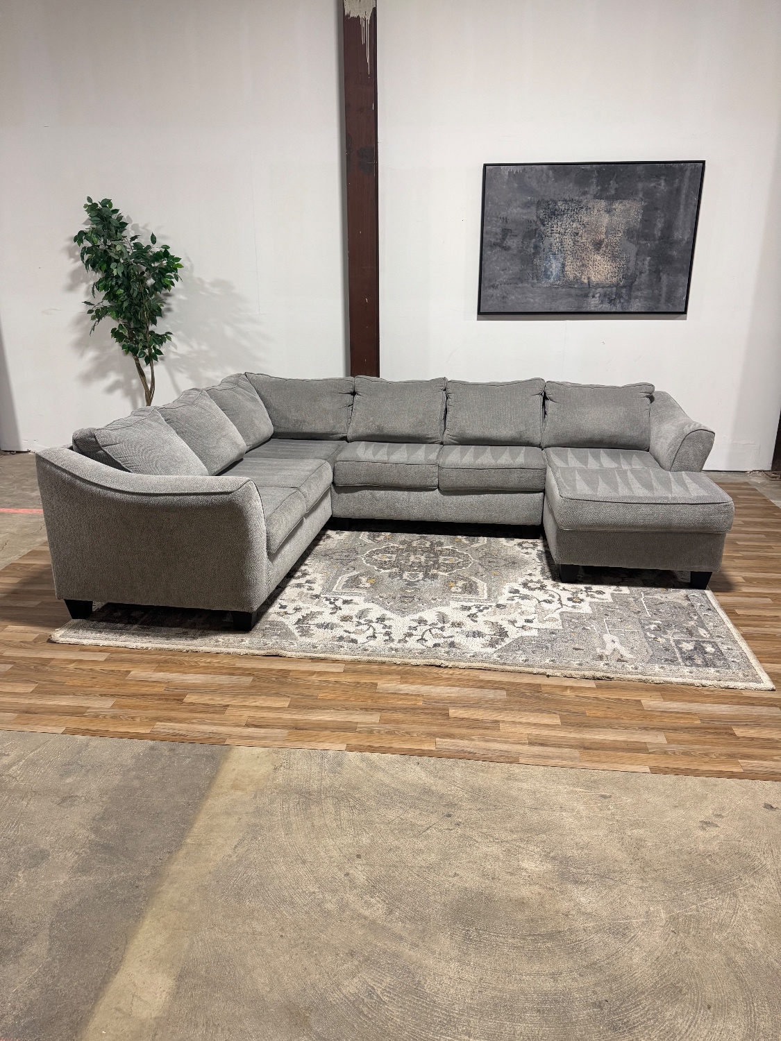 Large U Sectional Sofa 🚛 Delivery Available Image #2 | Ivy Store