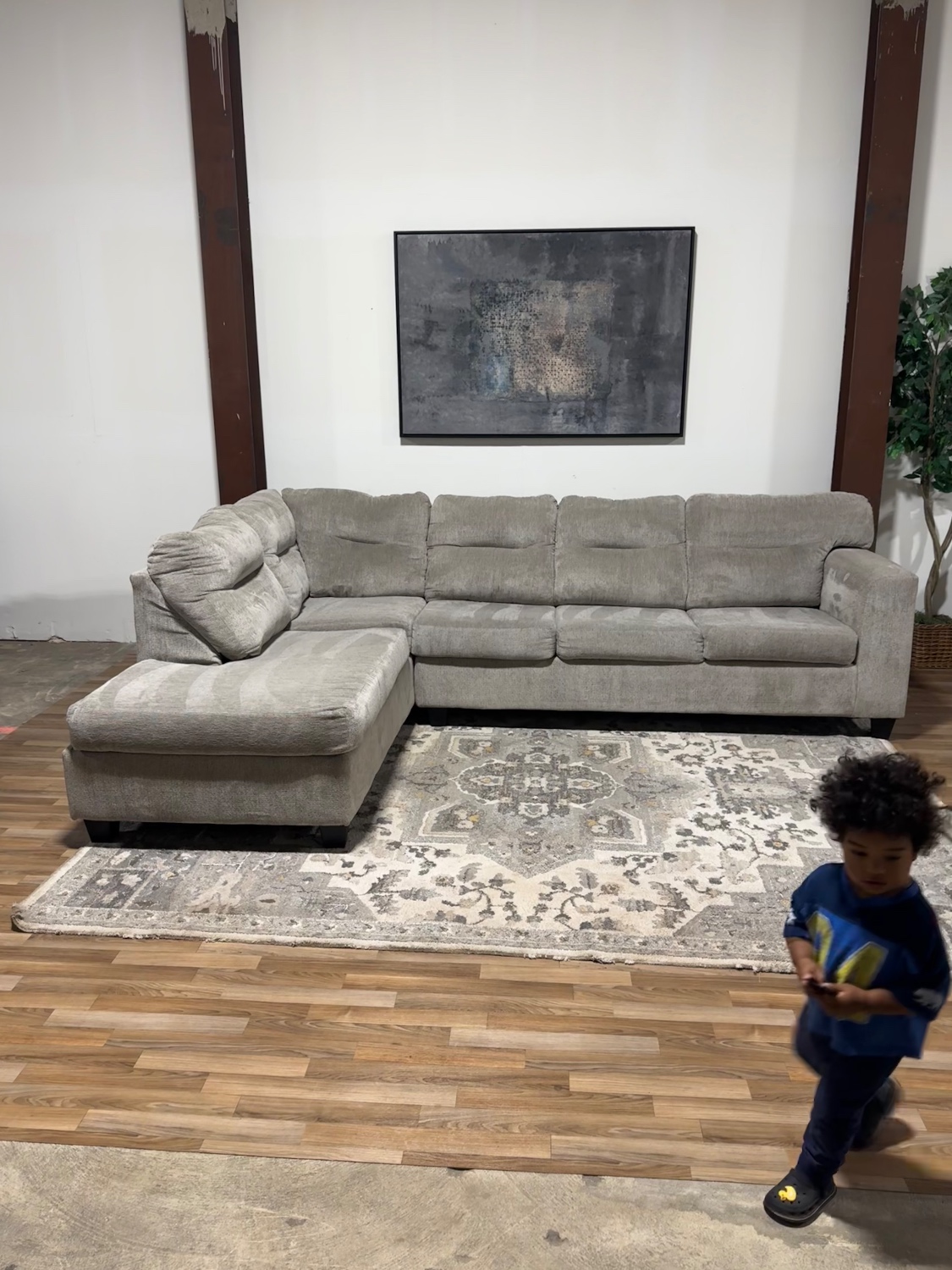 Gray Sectional Sofa 🚛 Delivery Available Image #2 | Ivy Store