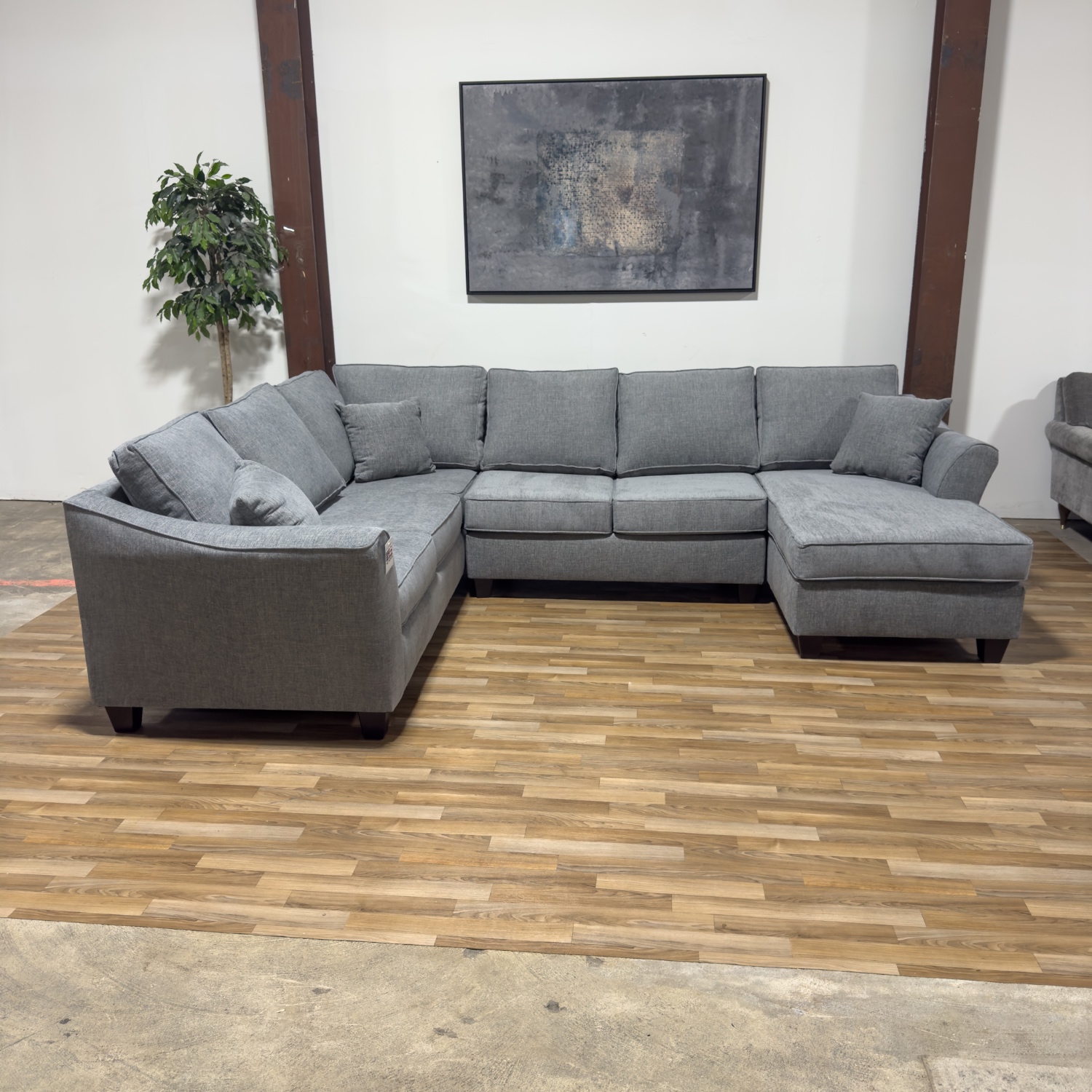 Brand New U-Shape Sectional (Cal Smoke Gray) Image #2 | Ivy Store