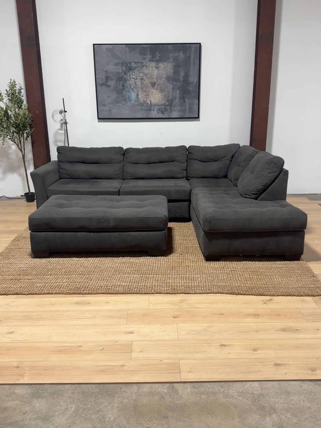 Gray Sectional Sofa + Outtoman 🚛 Same Day Delivery Image #1 | Ivy Store