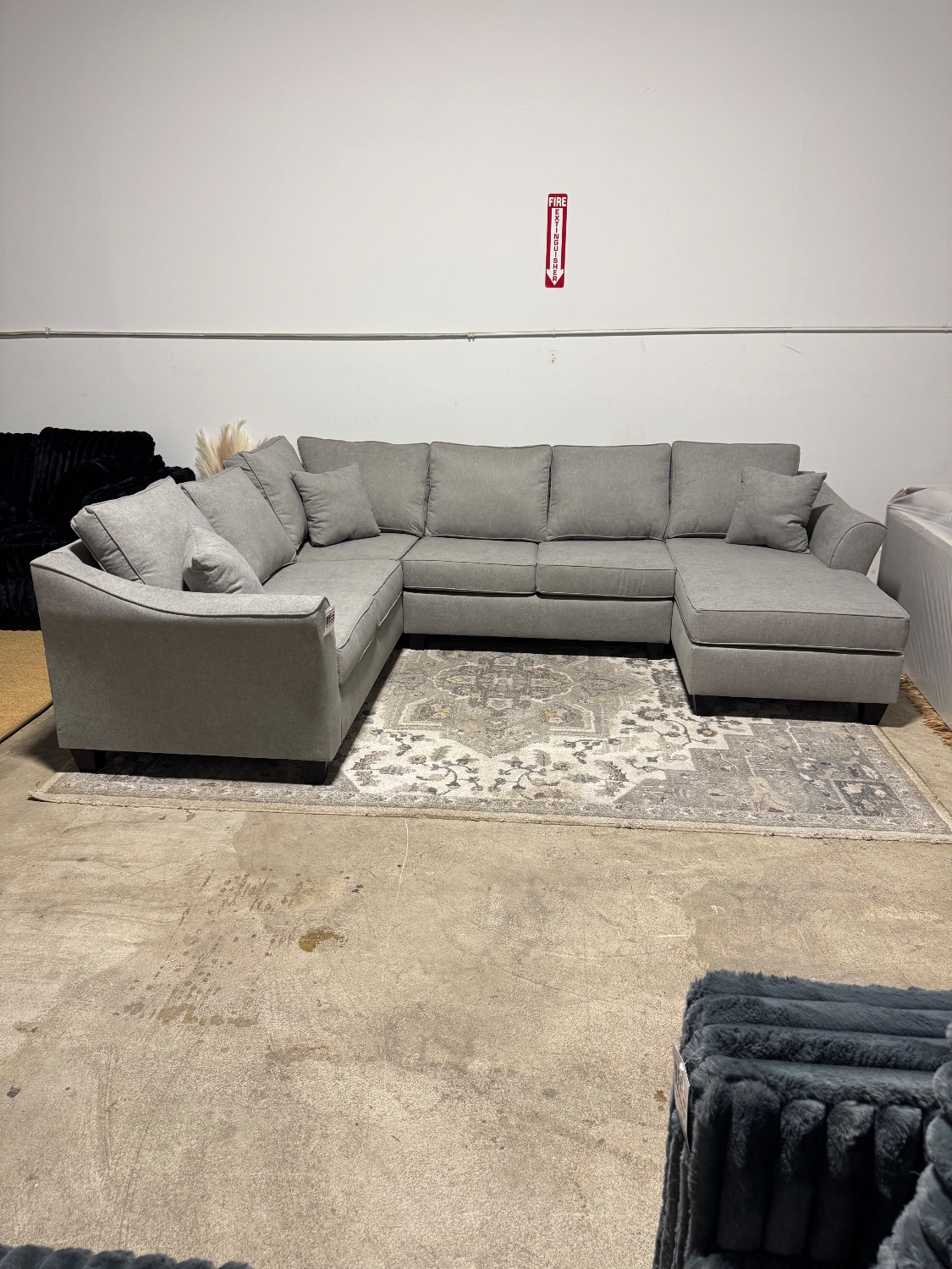 Brand New Gray U shaped Sectional Sofa 🚛 Same Day Delivery Image #2 | Ivy Store