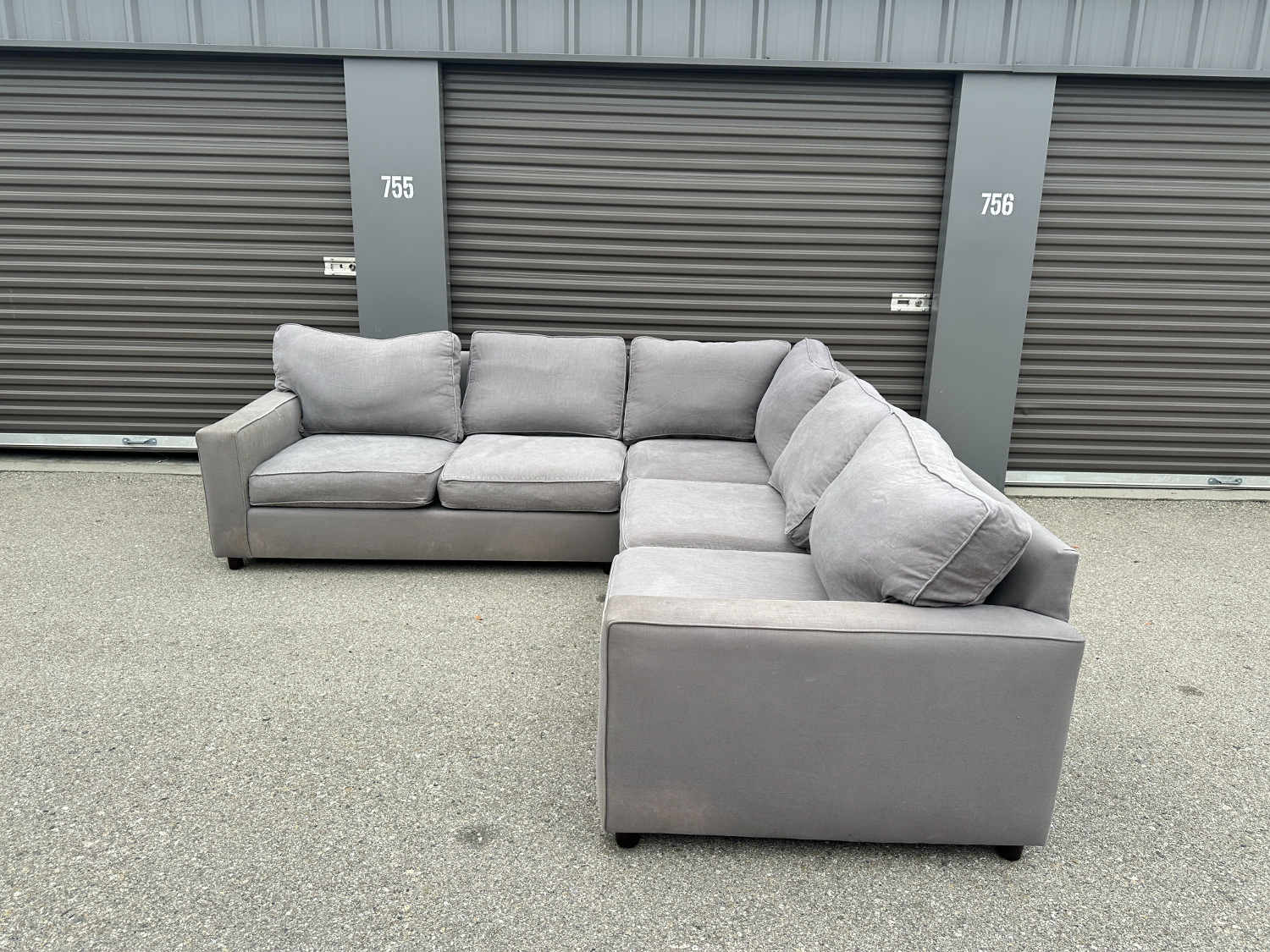 Free Delivery! Pottery Barn Sectional Image #2 | Ivy Store