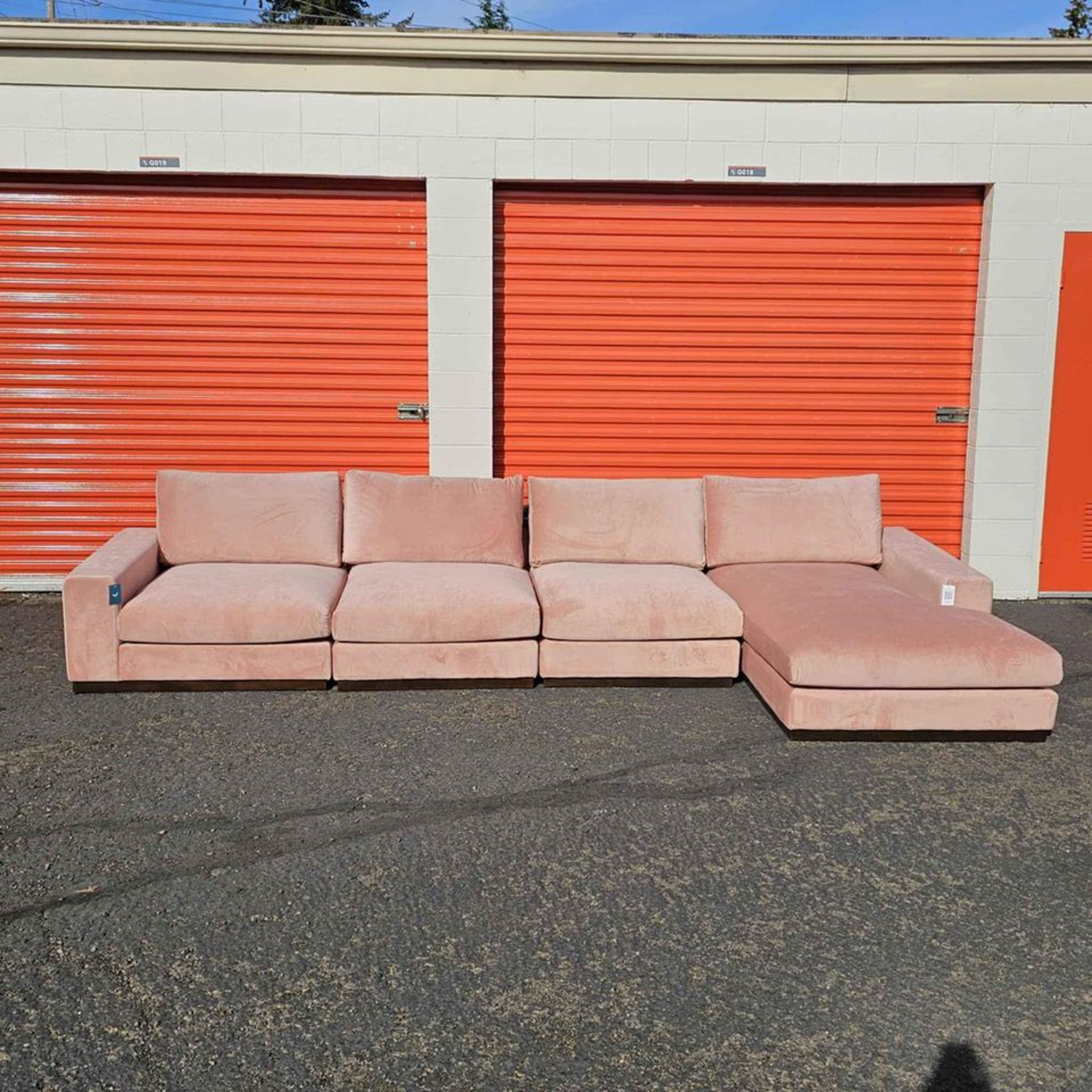 🛋️ Joybird Holt Grand Modular L-Sectional in Pink 🚛 Delivery Available image | Ivy Store