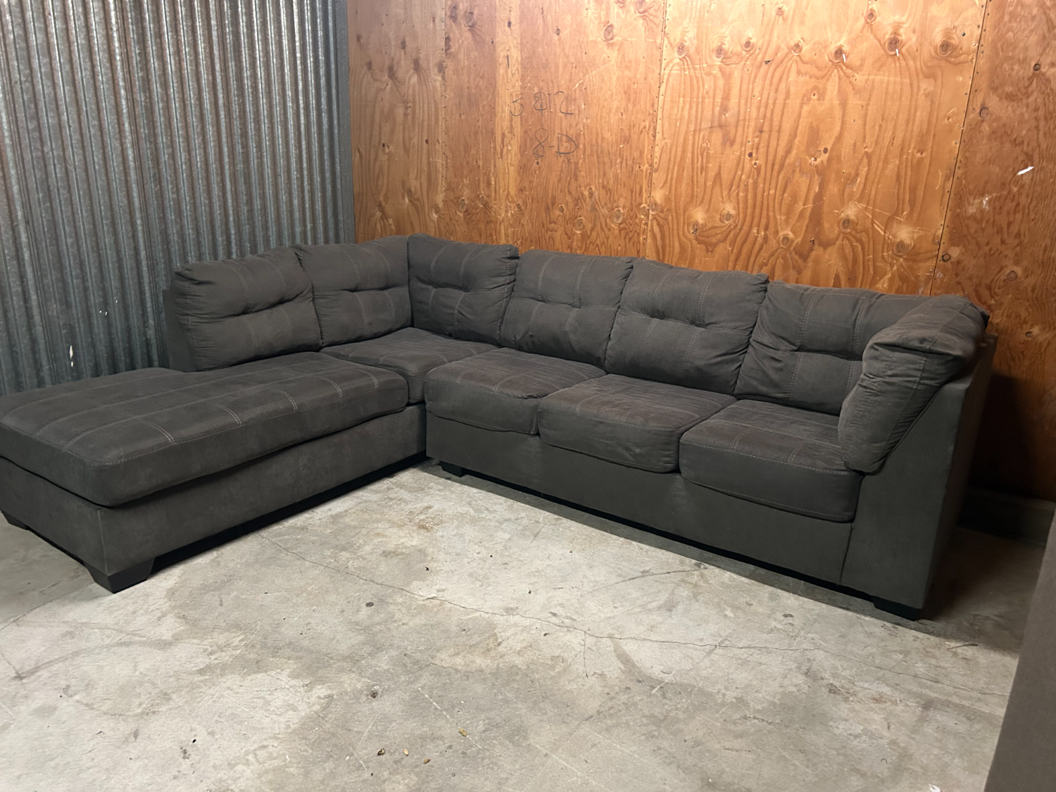 Beautiful Refurbished 🧼 Ashley's Sectional Couch - Delivery Available! Image #1 | Ivy Store