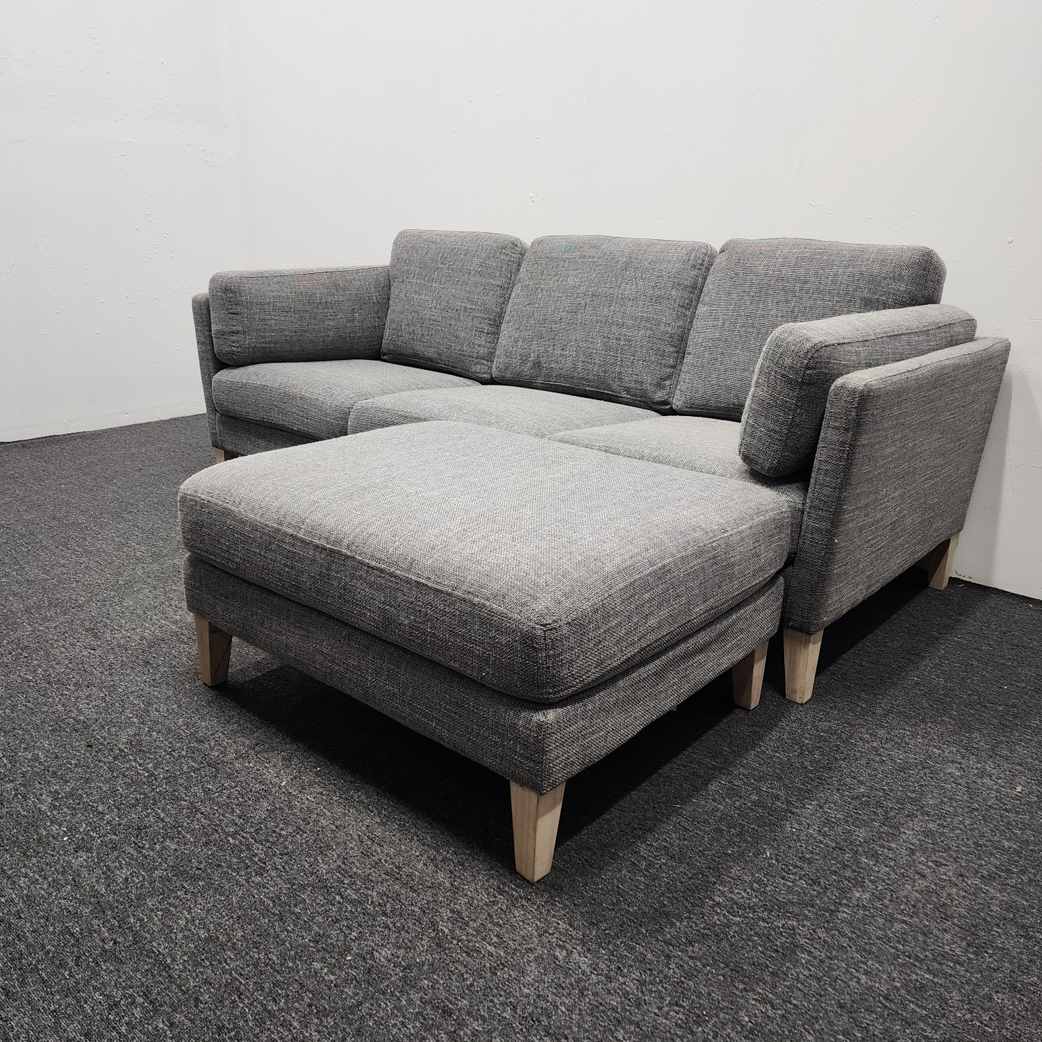 (45% OFF) Noelle Graphite Woven Sectional Sofa w/Ottoman FREE DELIVERY image | Ivy Store