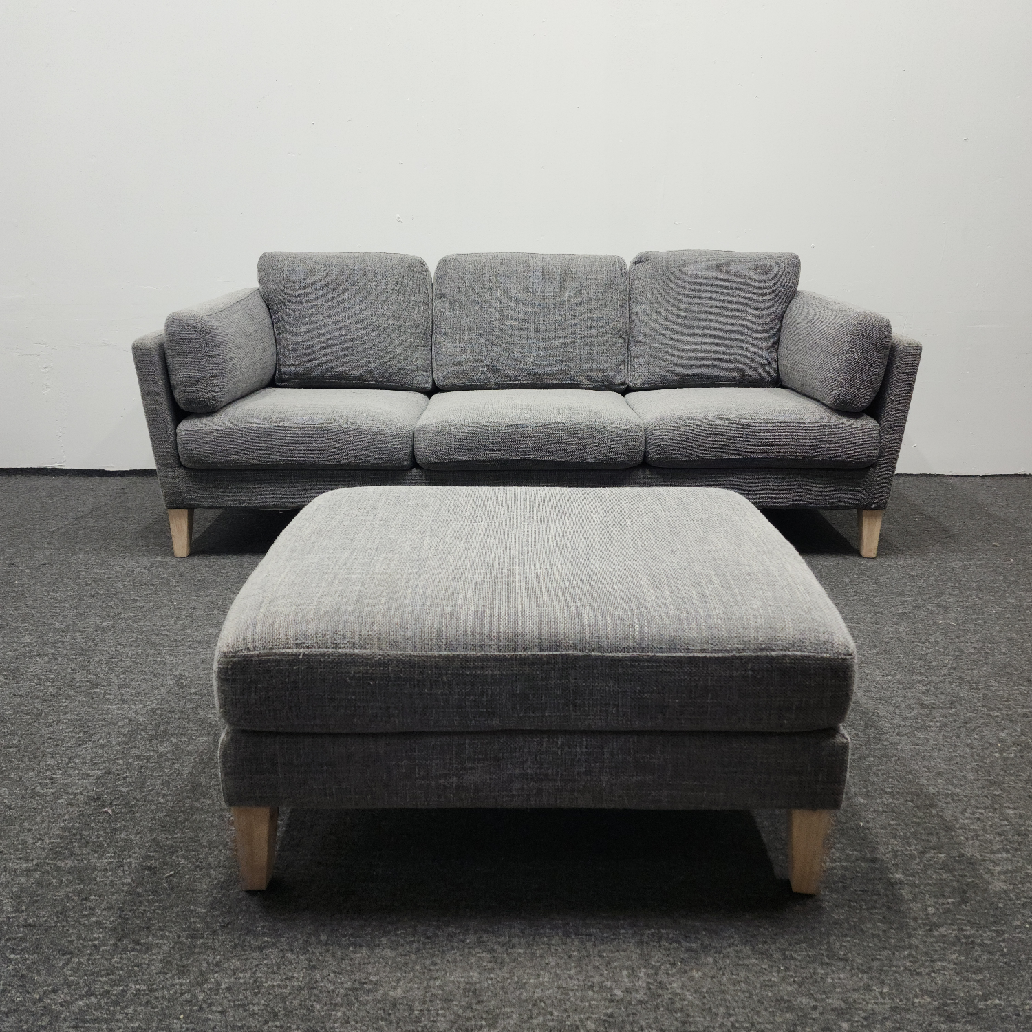 (45% OFF) Noelle Graphite Woven Sectional Sofa w/Ottoman FREE DELIVERY image | Ivy Store