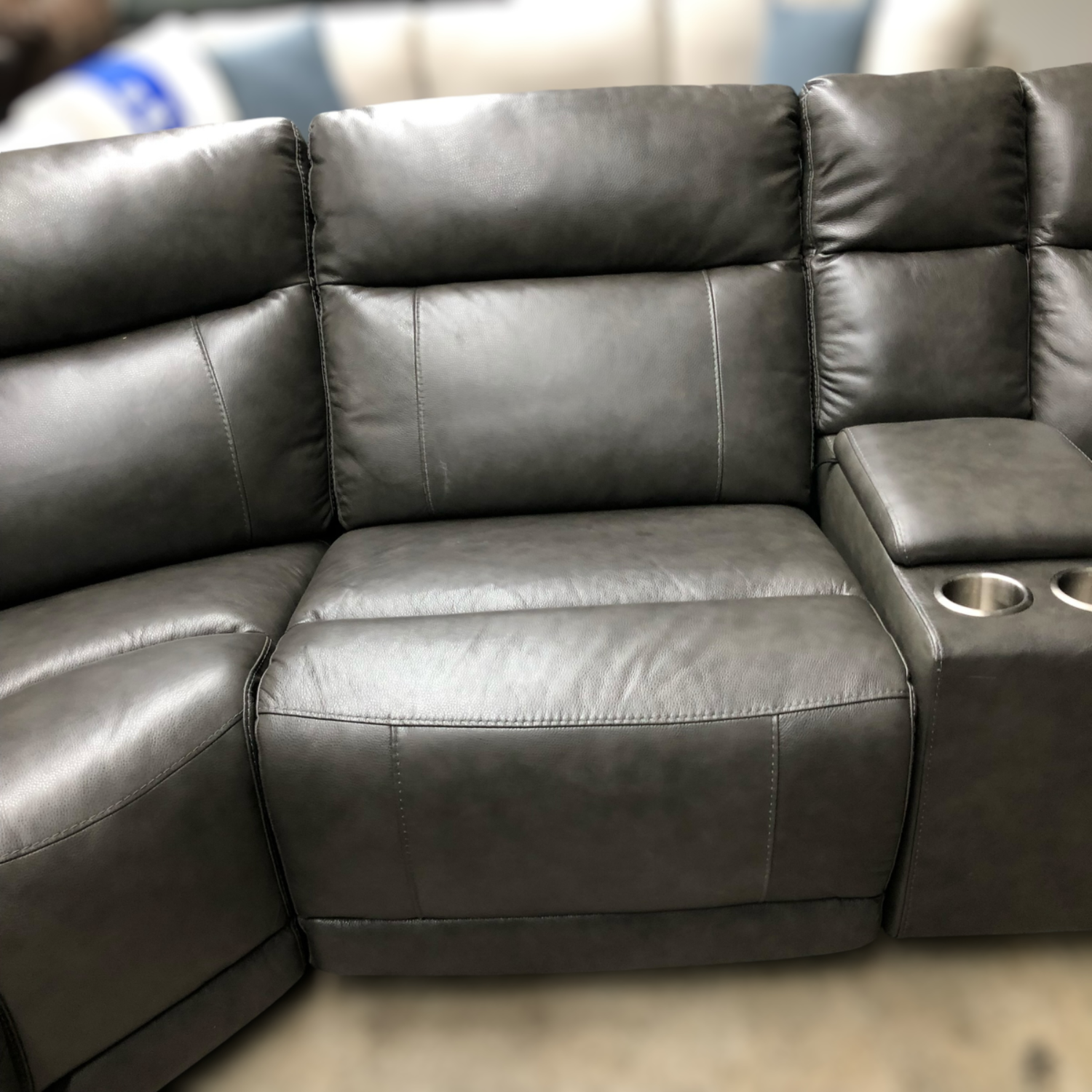 Lauretta 5 PC Leather PWR Reclining Sectional with PWR Headrests image | Ivy Store