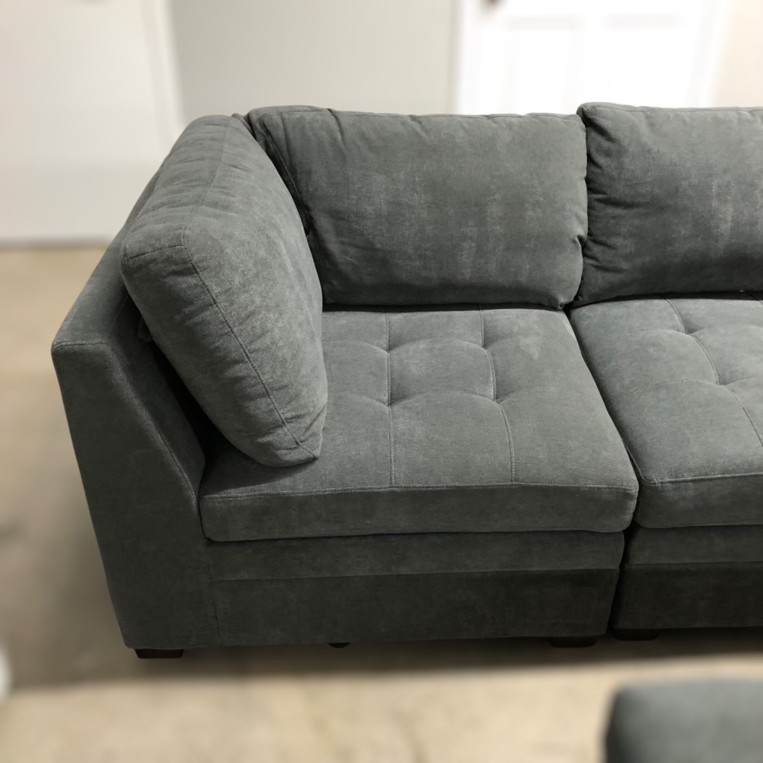 6 Piece Thomasville Tisdale Modular Sectional W/ Storage Ottoman 🚛DELIVERY AVAILABLE image | Ivy Store