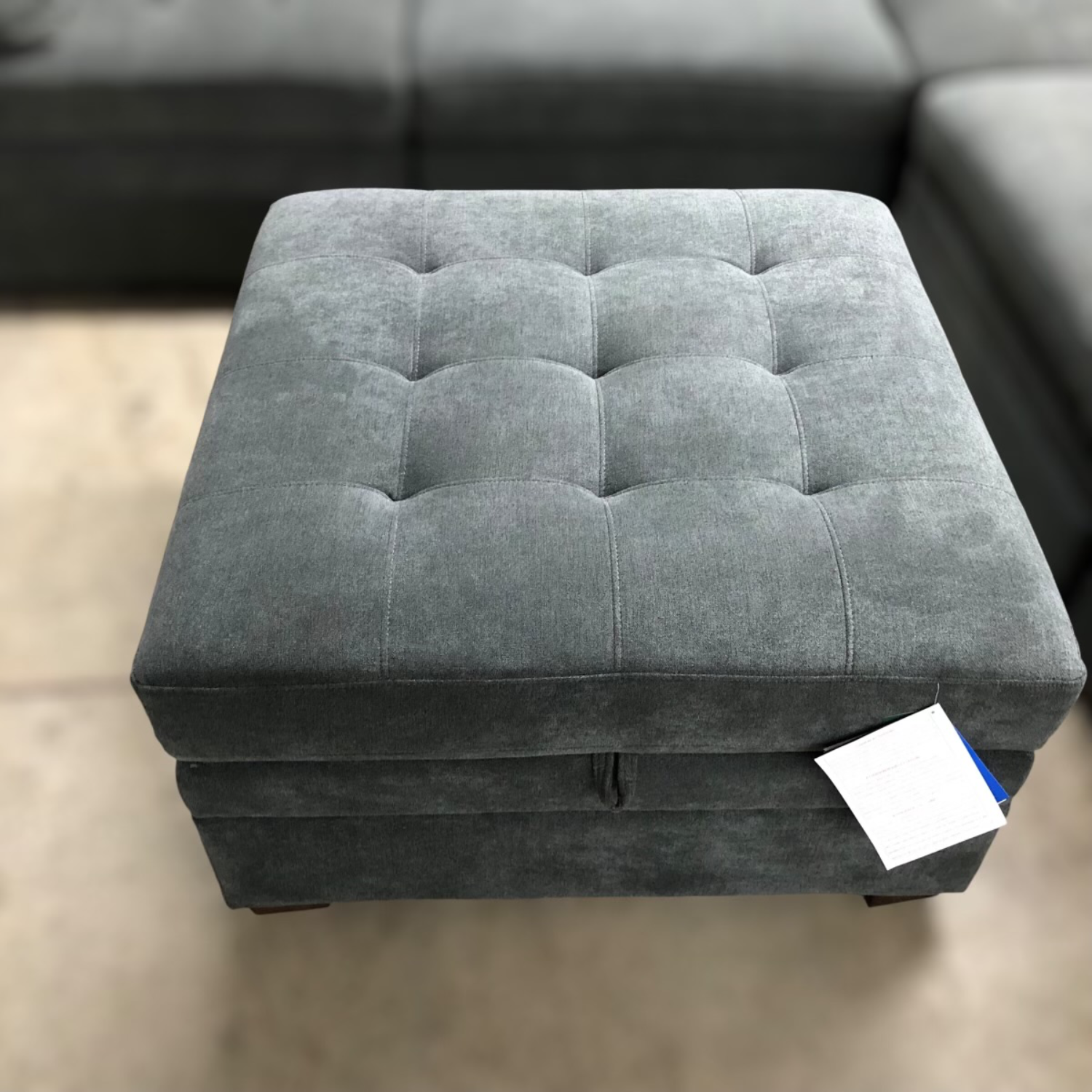 6 Piece Thomasville Tisdale Modular Sectional W/ Storage Ottoman 🚛DELIVERY AVAILABLE image | Ivy Store