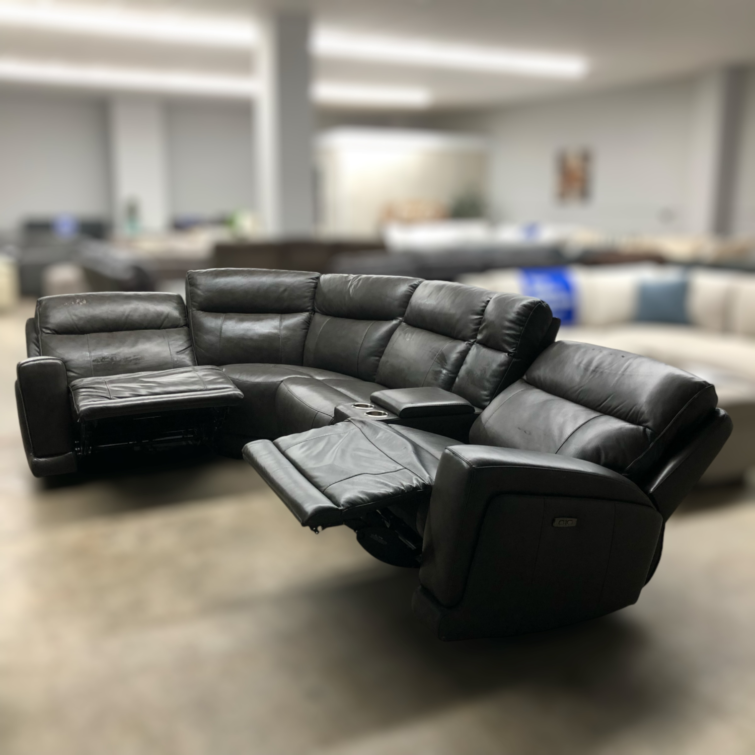 Lauretta 5 PC Leather PWR Reclining Sectional with PWR Headrests image | Ivy Store