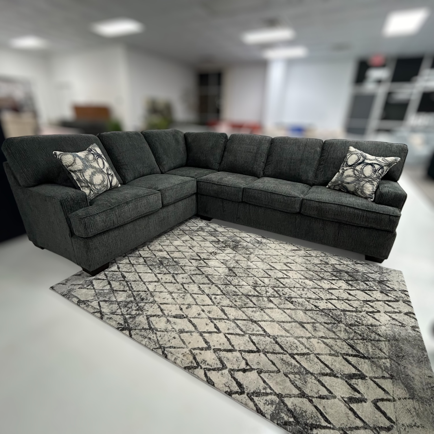*NEW* Lane Home Solutions Gray Sectional 🚛 FREE DELIVERY AVAILABLE Image #1 | Ivy Store