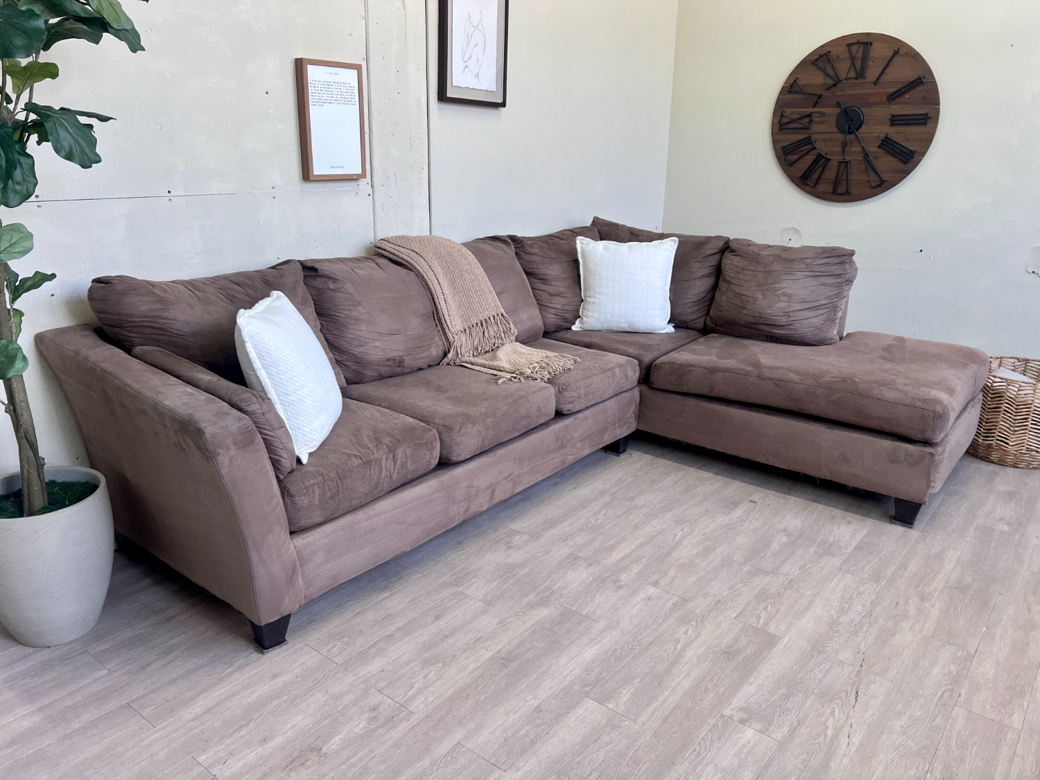 FREE DELIVERY! 🚚 - Bob’s Furniture Brown Microfiber Modern Sectional Couch with Chaise Image #2 | Ivy Store