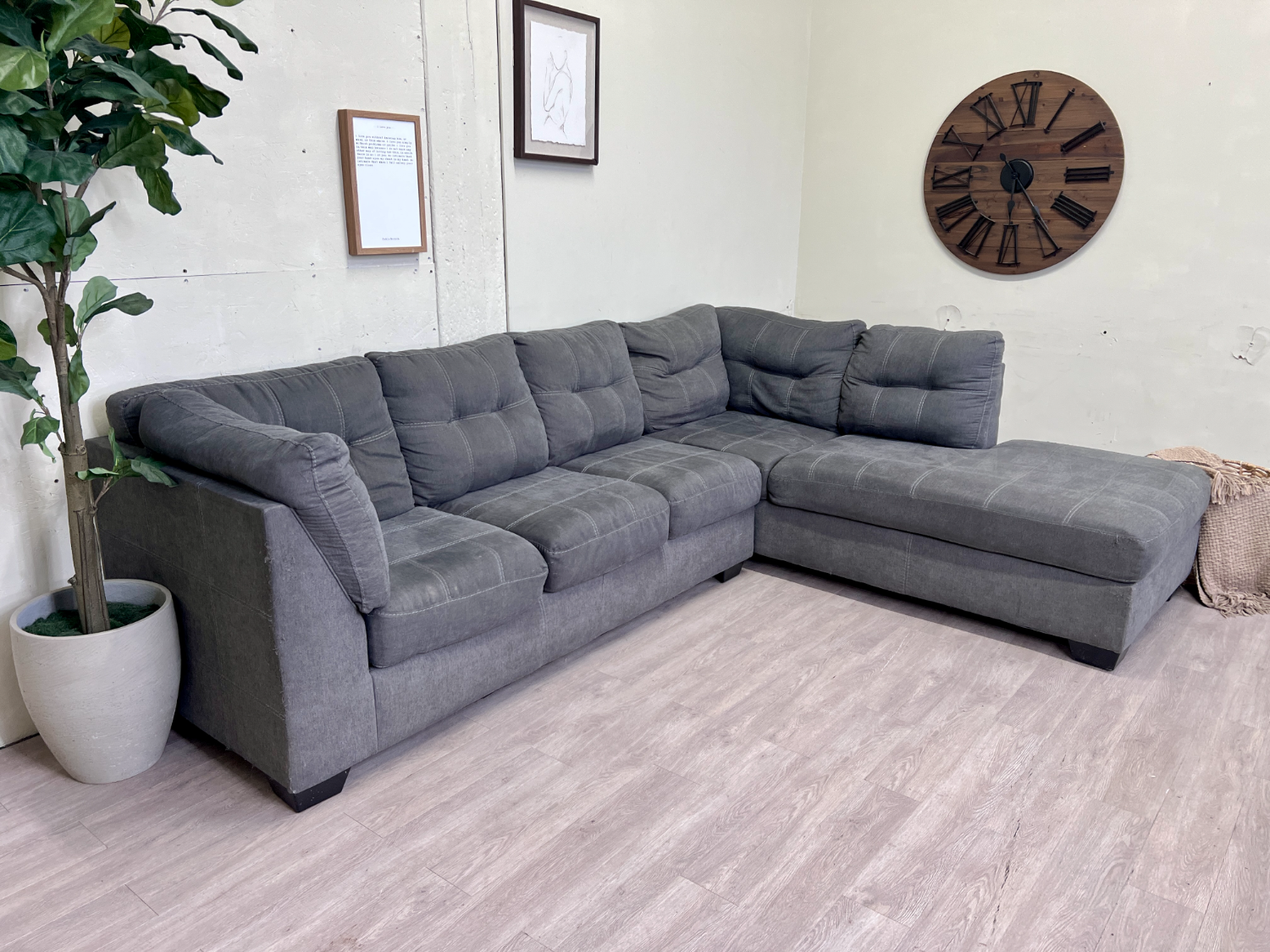 FREE DELIVERY! 🚚 - Ashley’s Furniture Gray Modern Tufted Sectional Couch with Chaise image | Ivy Store