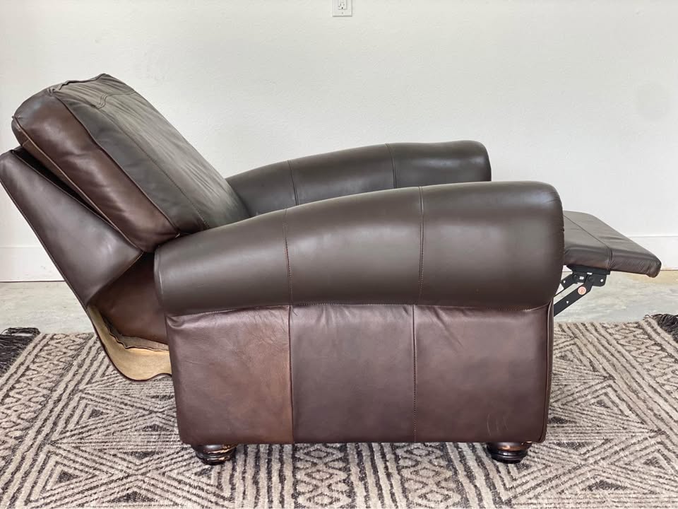 All Leather Club Chair/Recliner image | Ivy Store
