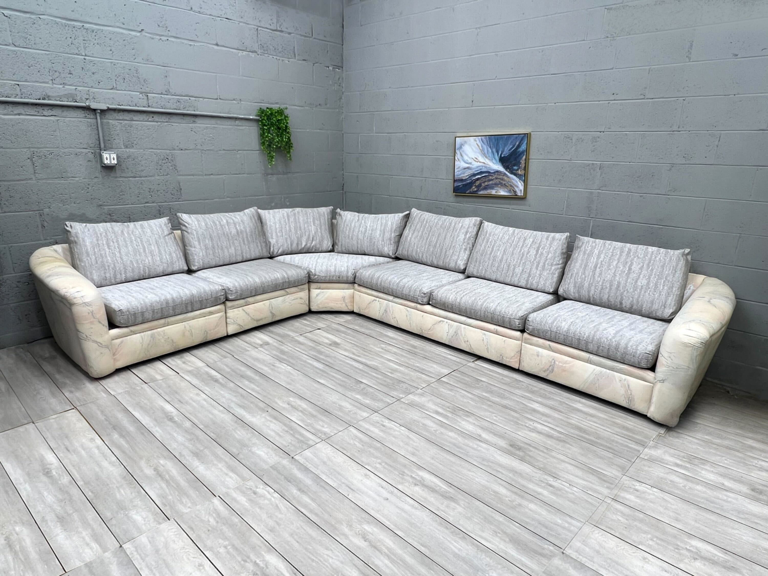 ( Free Delivery ) Vintage Rowe Furniture Large Gray Sectional Couch with Sleeper Image #1 | Ivy Store