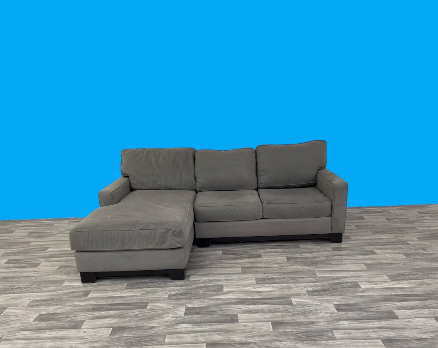 ( Free Delivery ) Sleek Macys Dark Gray Sectional Couch Image #2 | Ivy Store