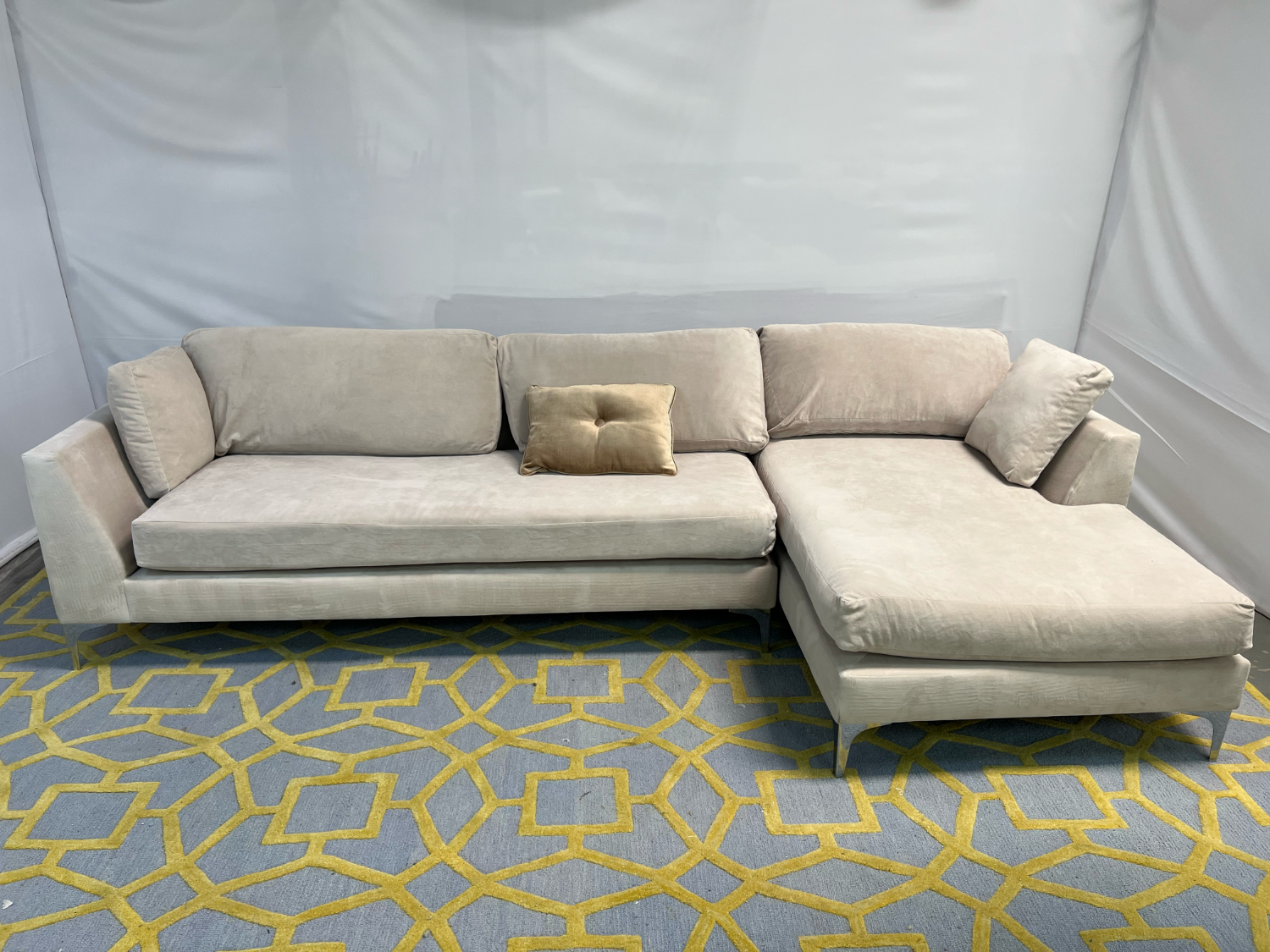 ( Delivery Available ) Bella Pearl Velvet Cream White Sectional Couch Image #1 | Ivy Store
