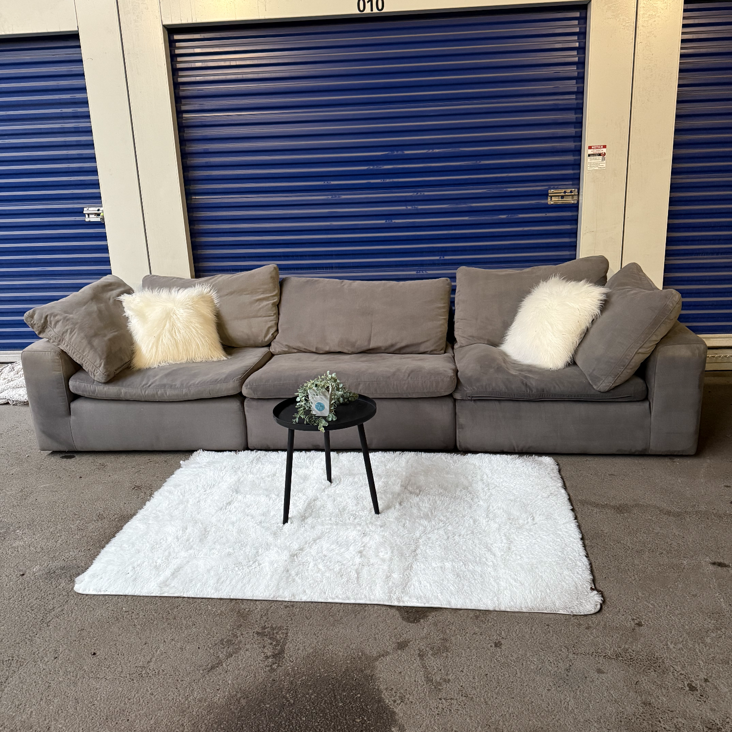 Modular Cloud Sectional Couch -🛋️ Free Delivery! Image #1 | Ivy Store