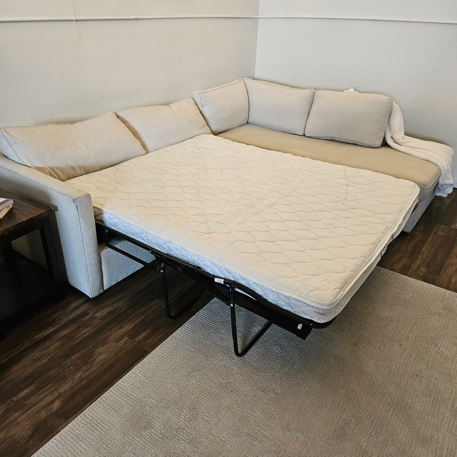 West Elm Harris Sectional Sleeper Couch - Free Delivery image | Ivy Store