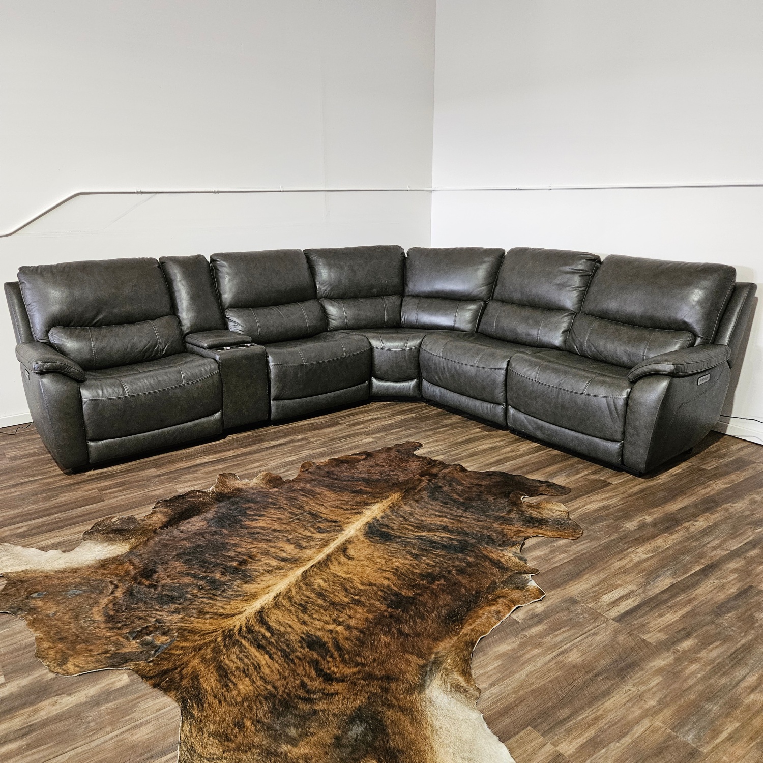 Wylder Leather Power Sectional Image #1 | Ivy Store