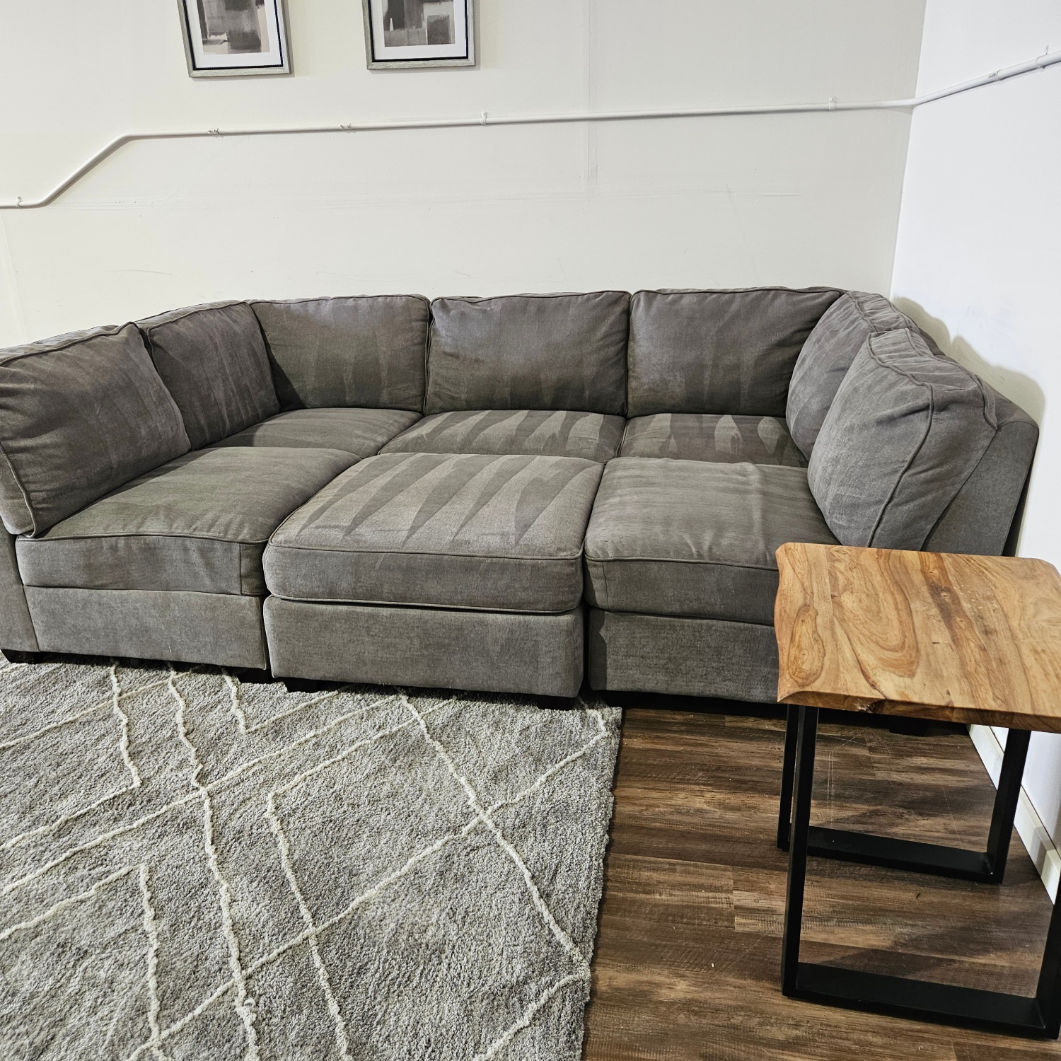 Cozy Modular Sectional - FREE DELIVERY Image #2 | Ivy Store
