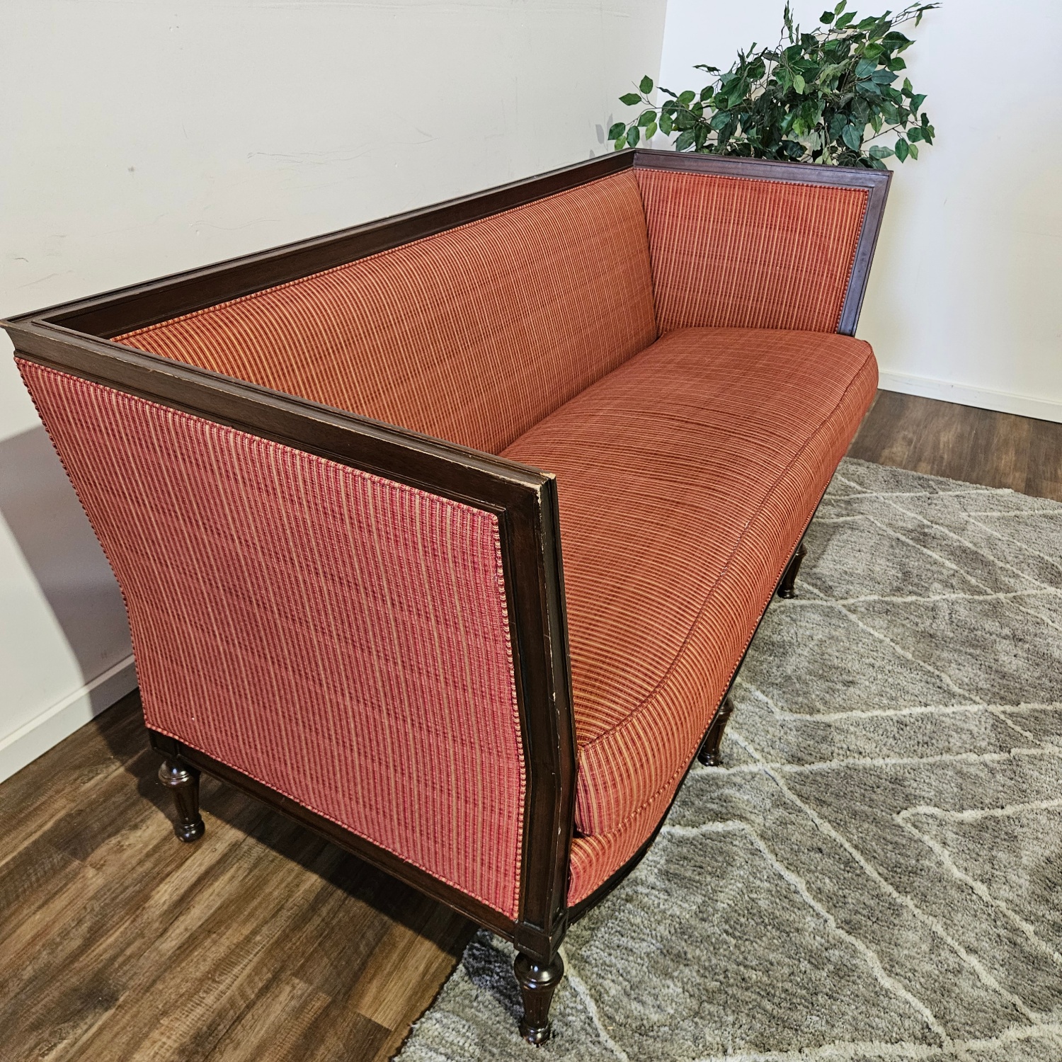 High End Hickory Chair Sofa - FREE DELIVERY Image #1 | Ivy Store